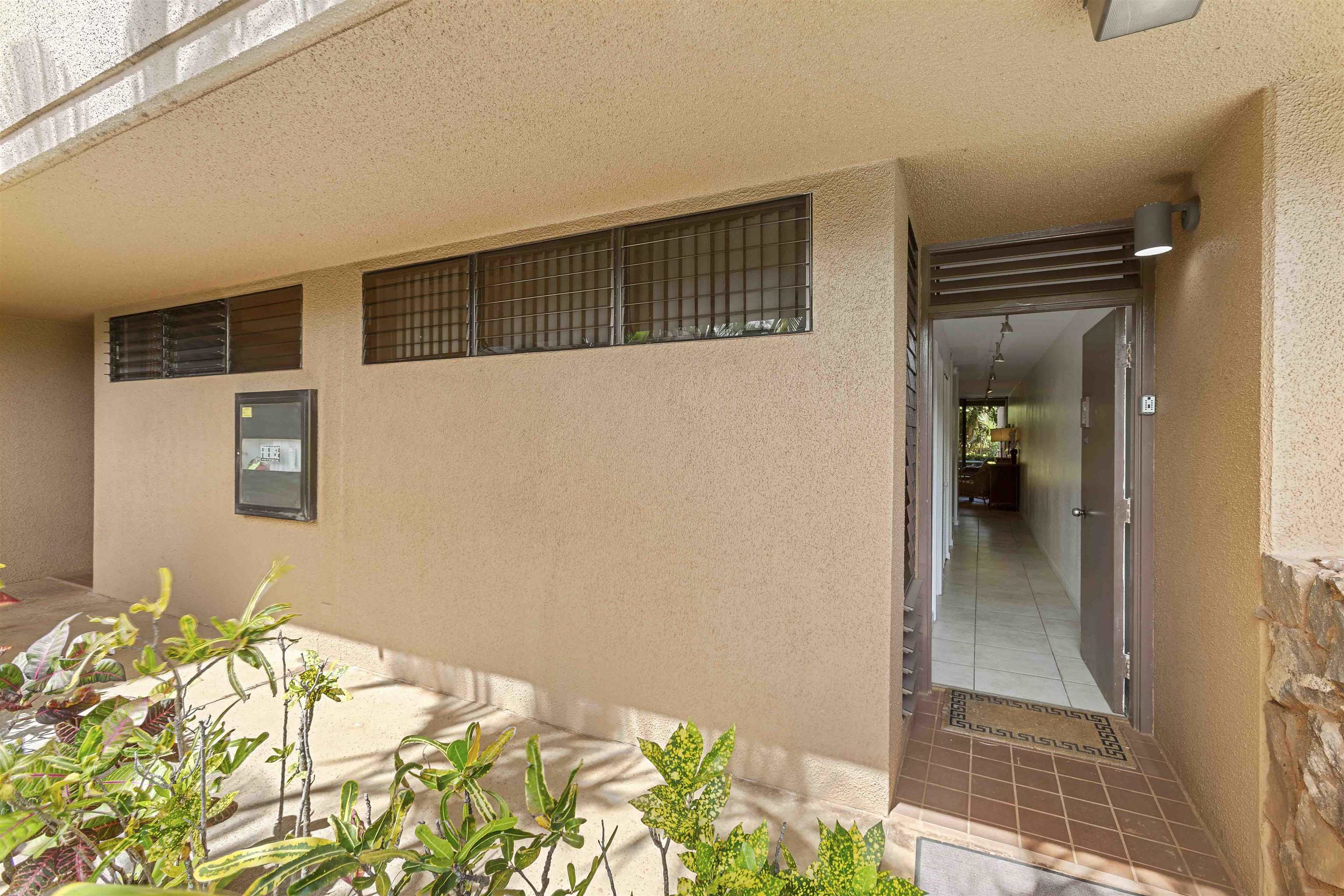 Kahana Villa condo # E 210, Lahaina, Hawaii - photo 3 of 44