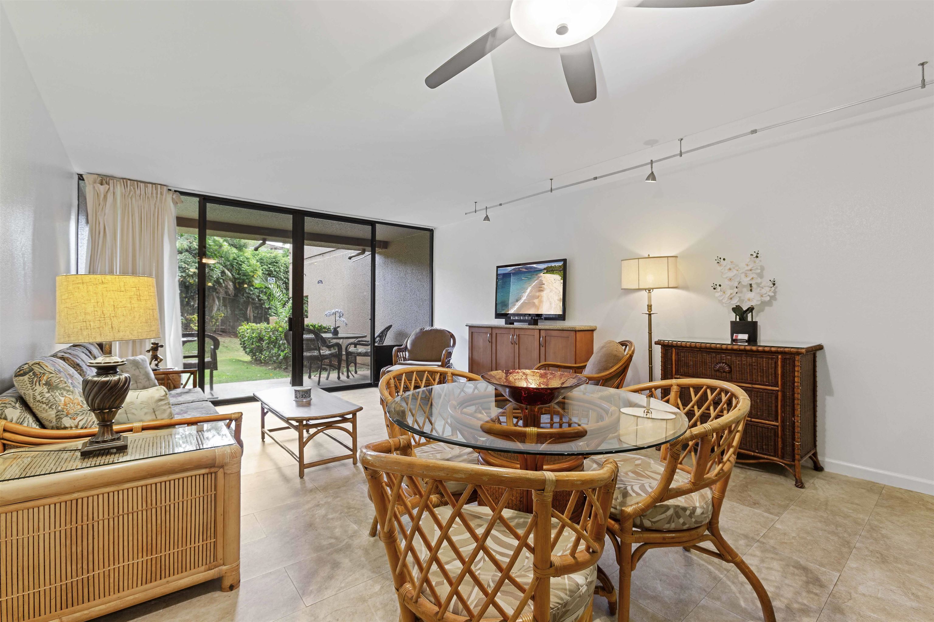 Kahana Villa condo # E 210, Lahaina, Hawaii - photo 21 of 44