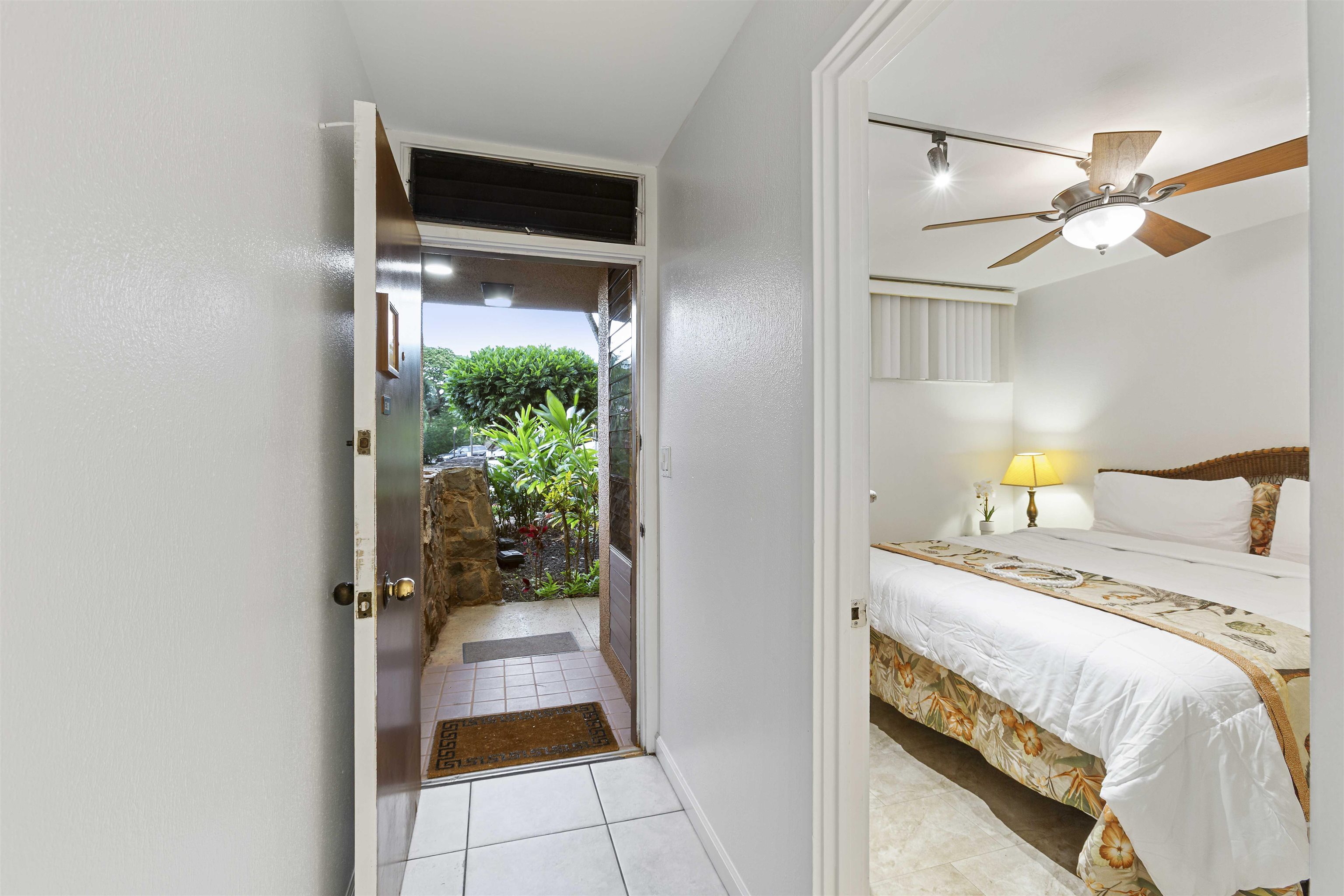 Kahana Villa condo # E 210, Lahaina, Hawaii - photo 5 of 44