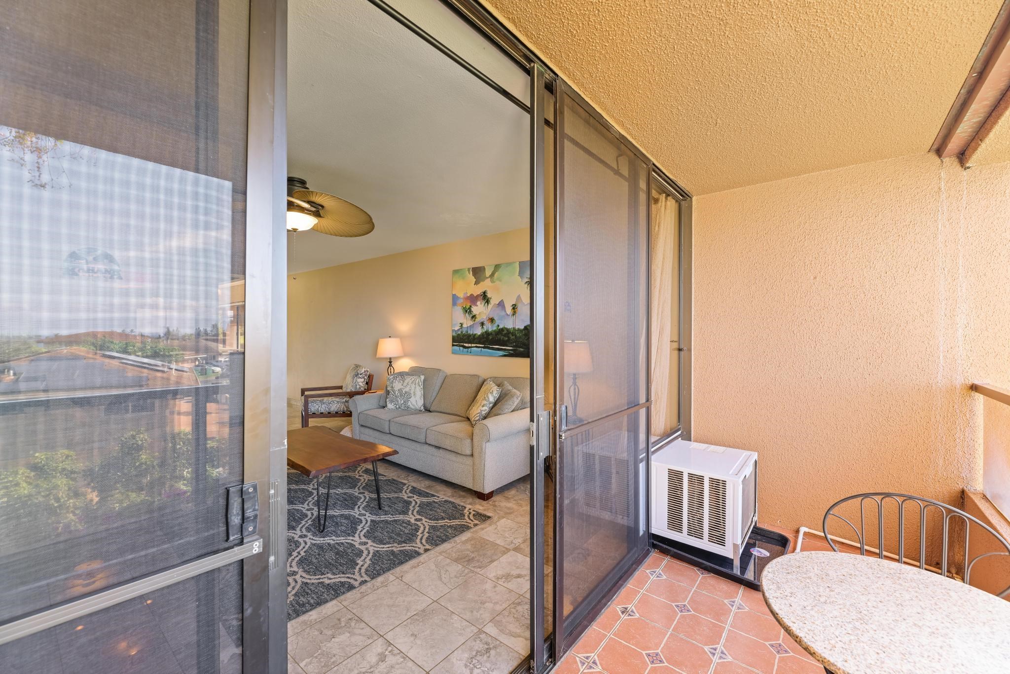 Kahana Villa condo # E-601, Lahaina, Hawaii - photo 4 of 25