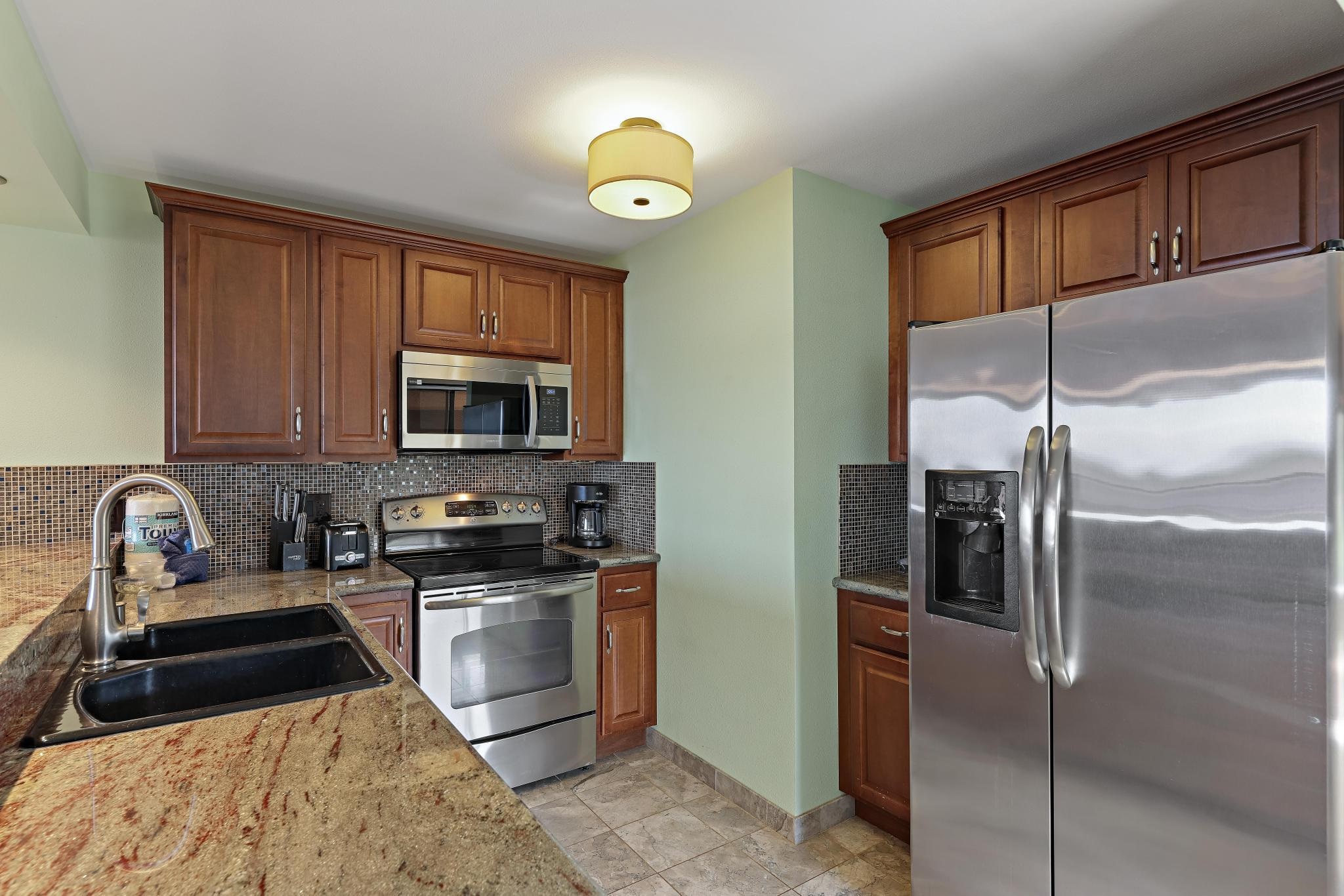 Kahana Villa condo # E-601, Lahaina, Hawaii - photo 10 of 25