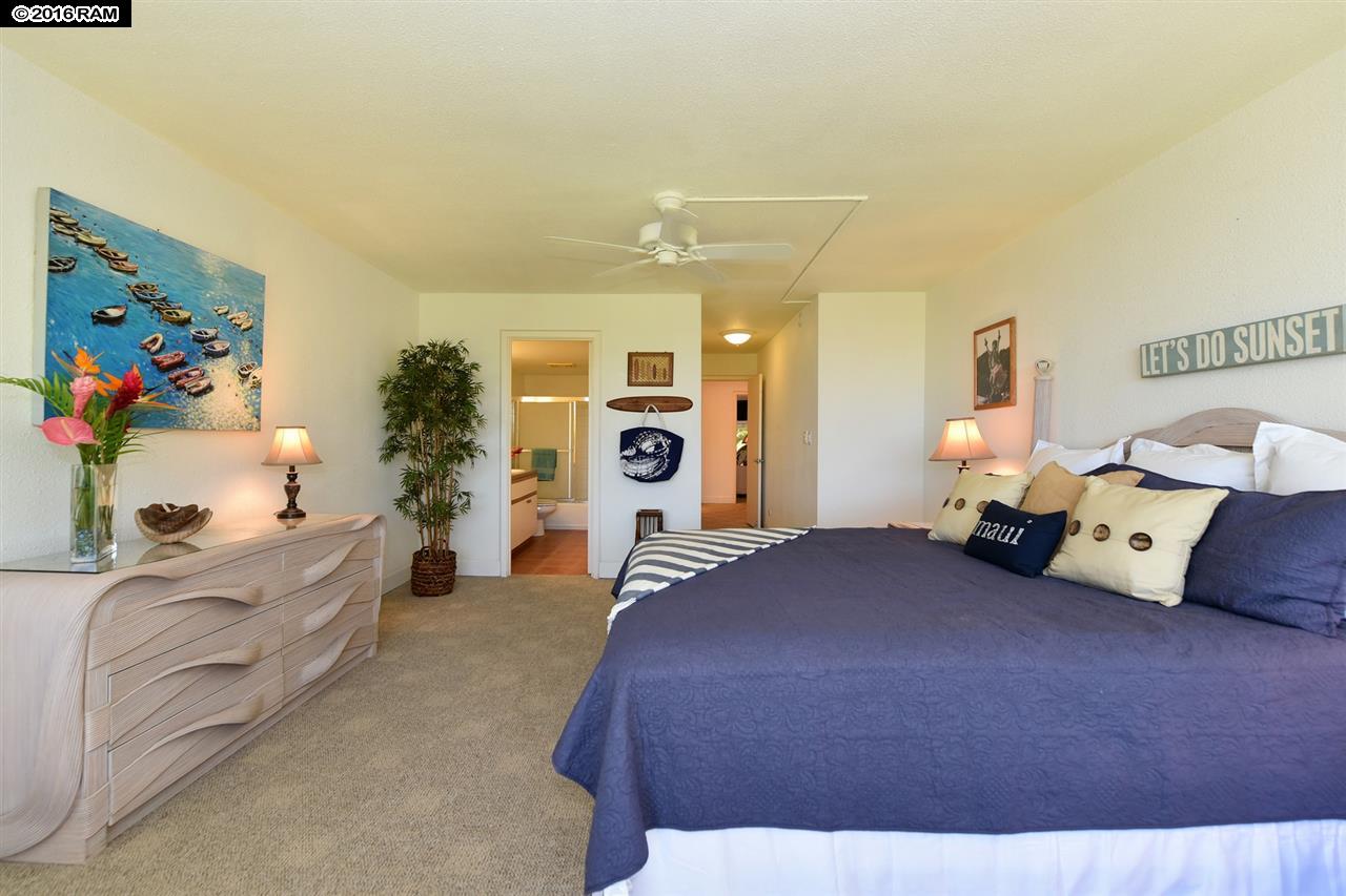 Kahana Villa condo # F203, Lahaina, Hawaii - photo 14 of 22