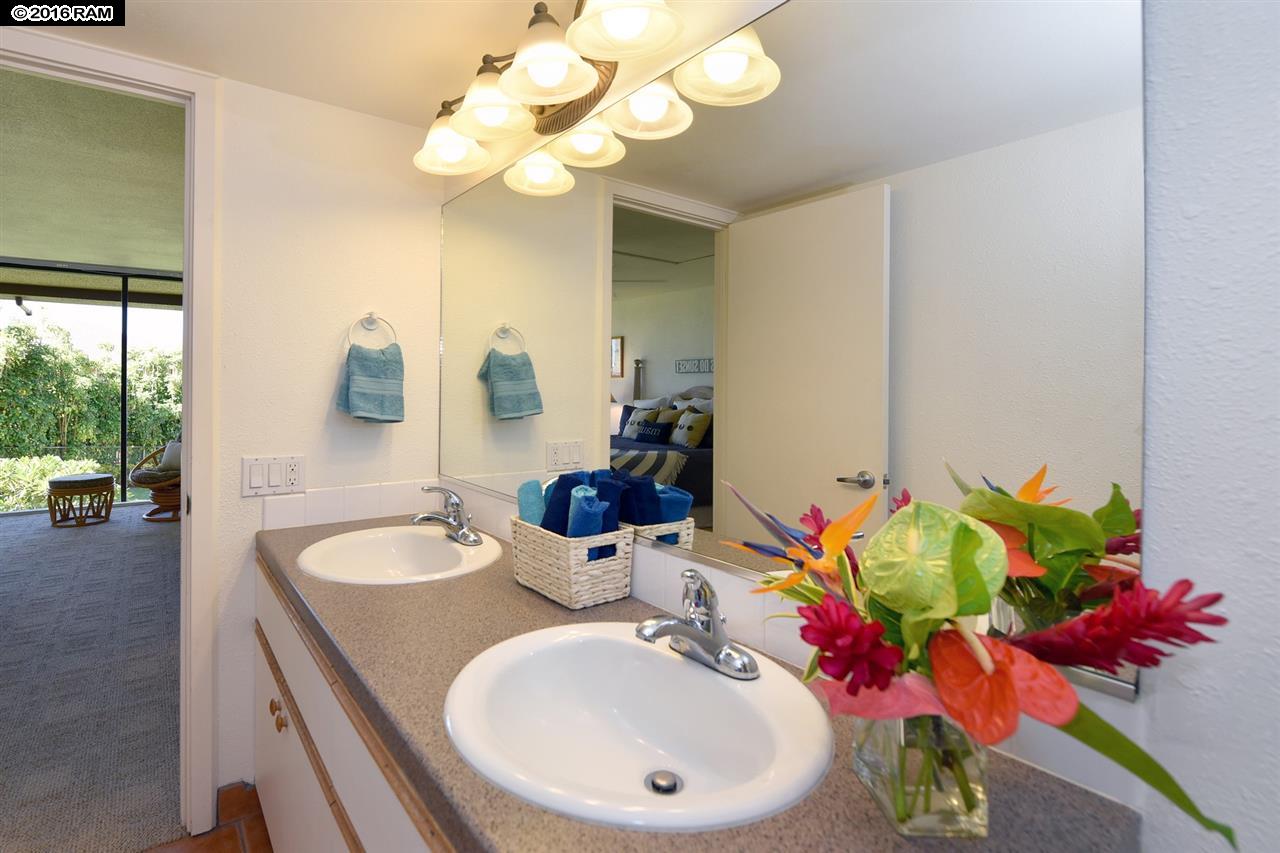 Kahana Villa condo # F203, Lahaina, Hawaii - photo 16 of 22