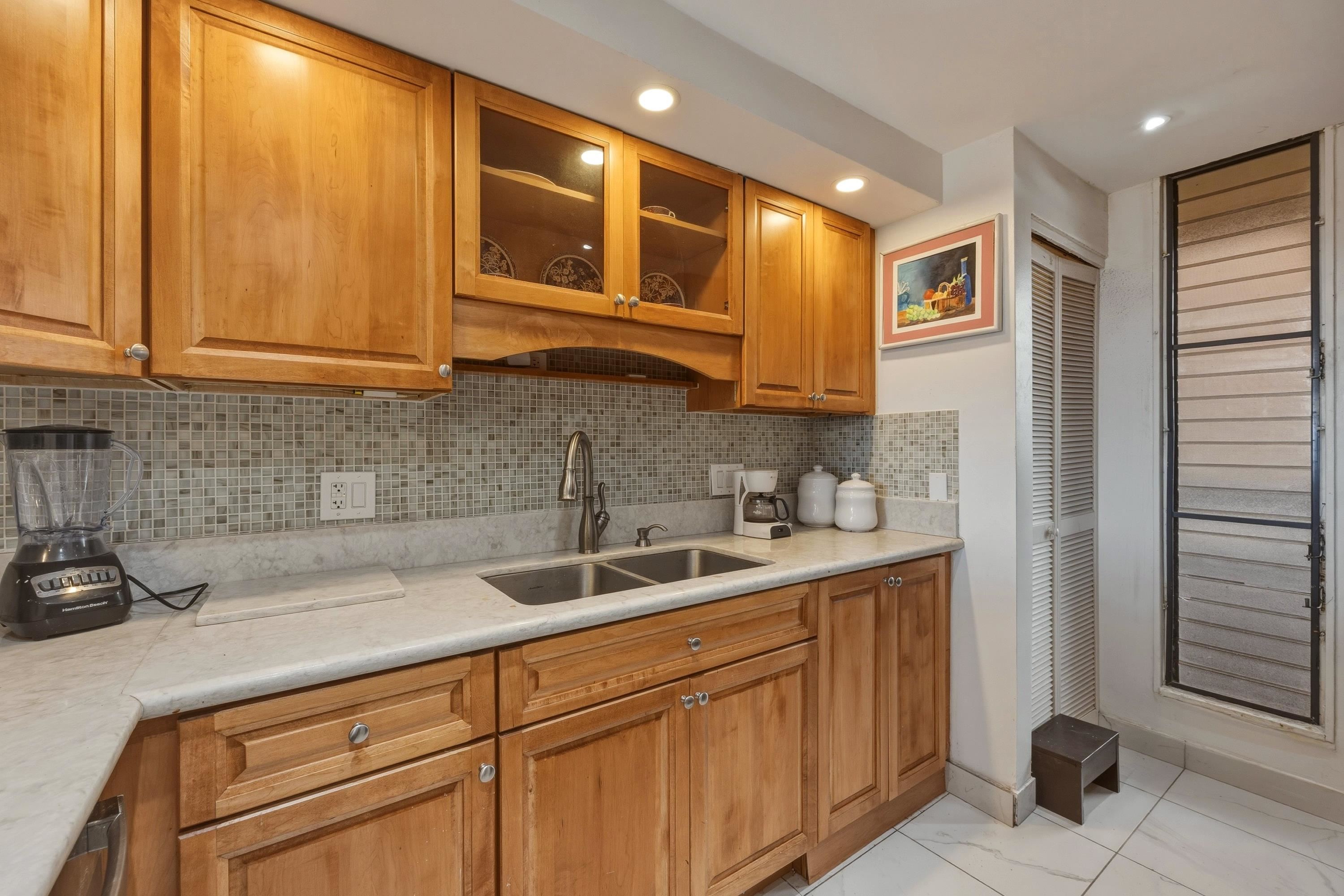 Kahana Villa condo # F403, Lahaina, Hawaii - photo 11 of 50