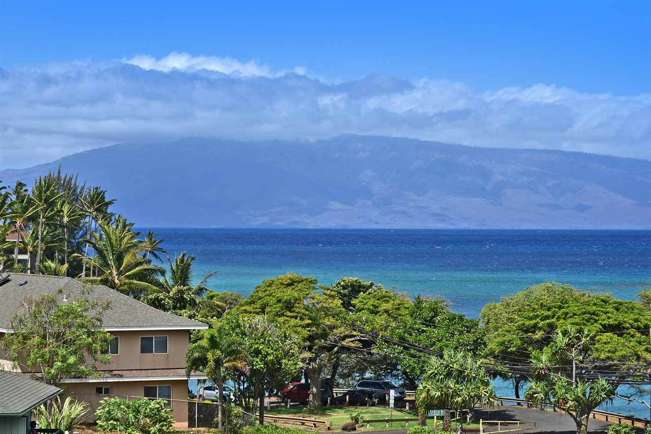 Kahana Villa condo # F404, Lahaina, Hawaii - photo 4 of 30