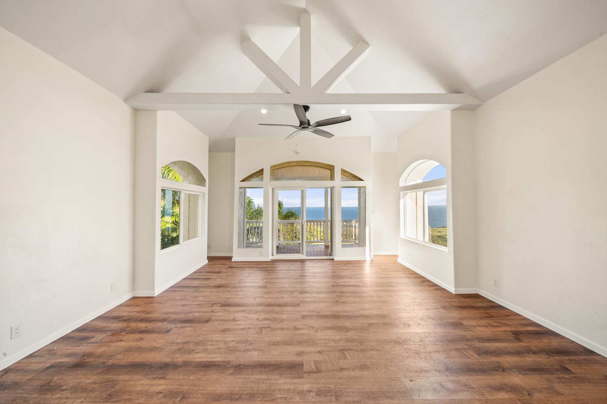 425  Kaukini Loop Cliffs At Kahakulo, Kahakuloa home - photo 25 of 37