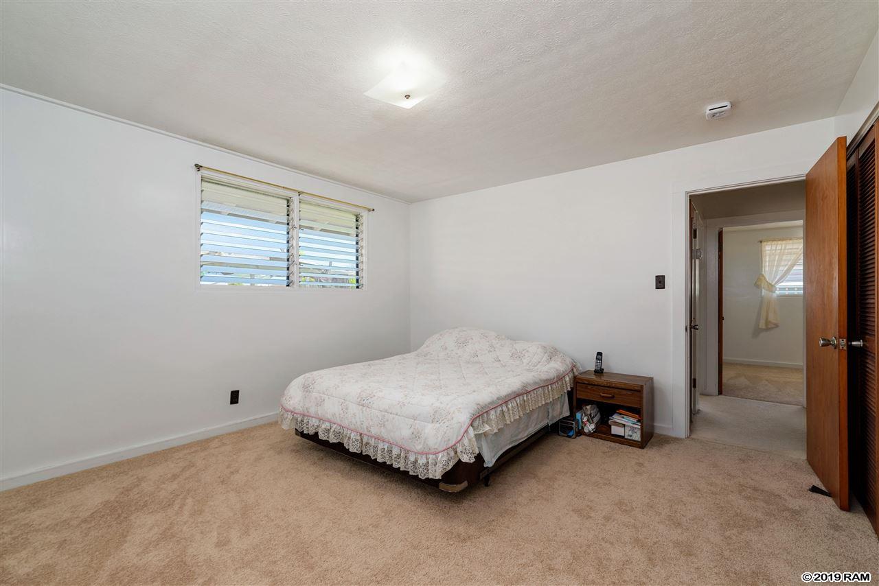 426  Mokapu St , Kahului home - photo 19 of 25