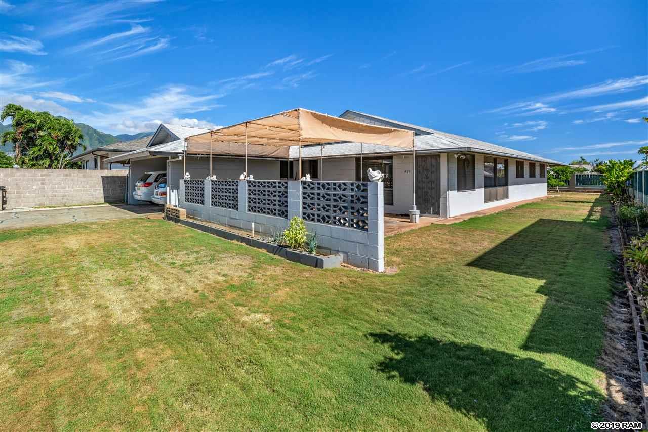 426  Mokapu St , Kahului home - photo 3 of 25