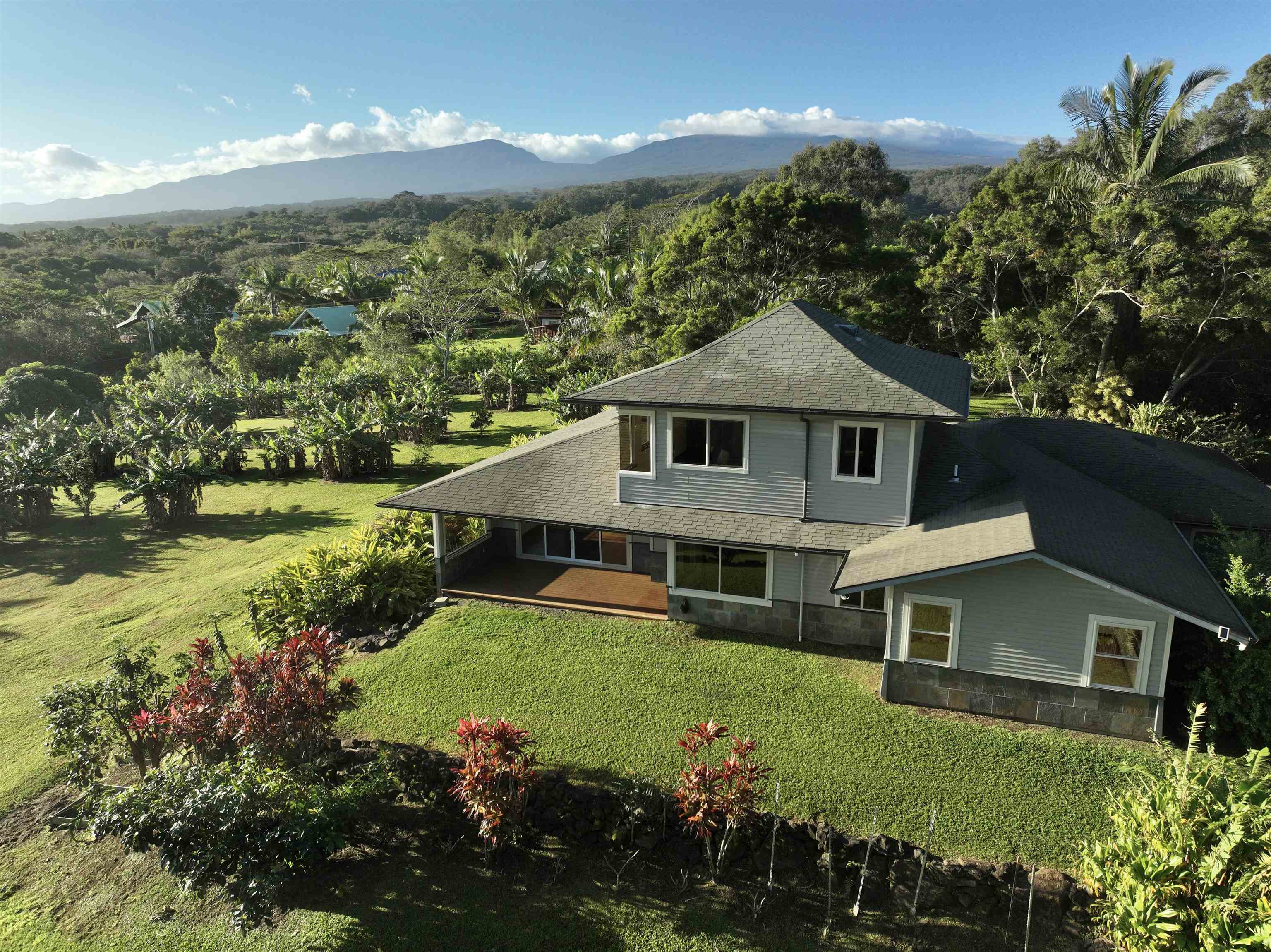 43 Waipio Rd , Haiku Hawaii House for sale Haiku