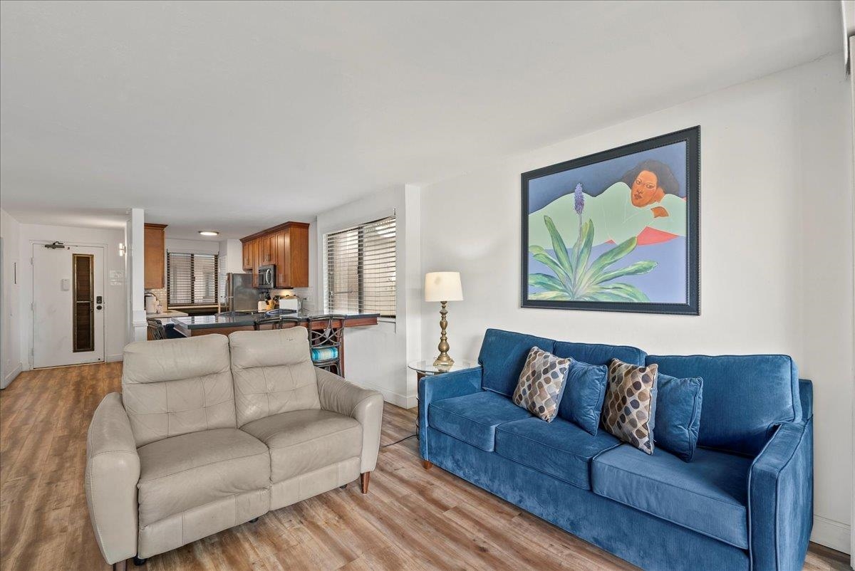 Kahana Manor condo # 220, Lahaina, Hawaii - photo 4 of 28