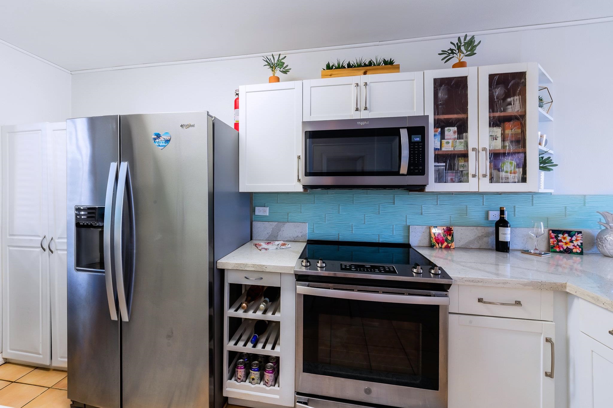 Kahana Manor condo # 302, Lahaina, Hawaii - photo 13 of 50