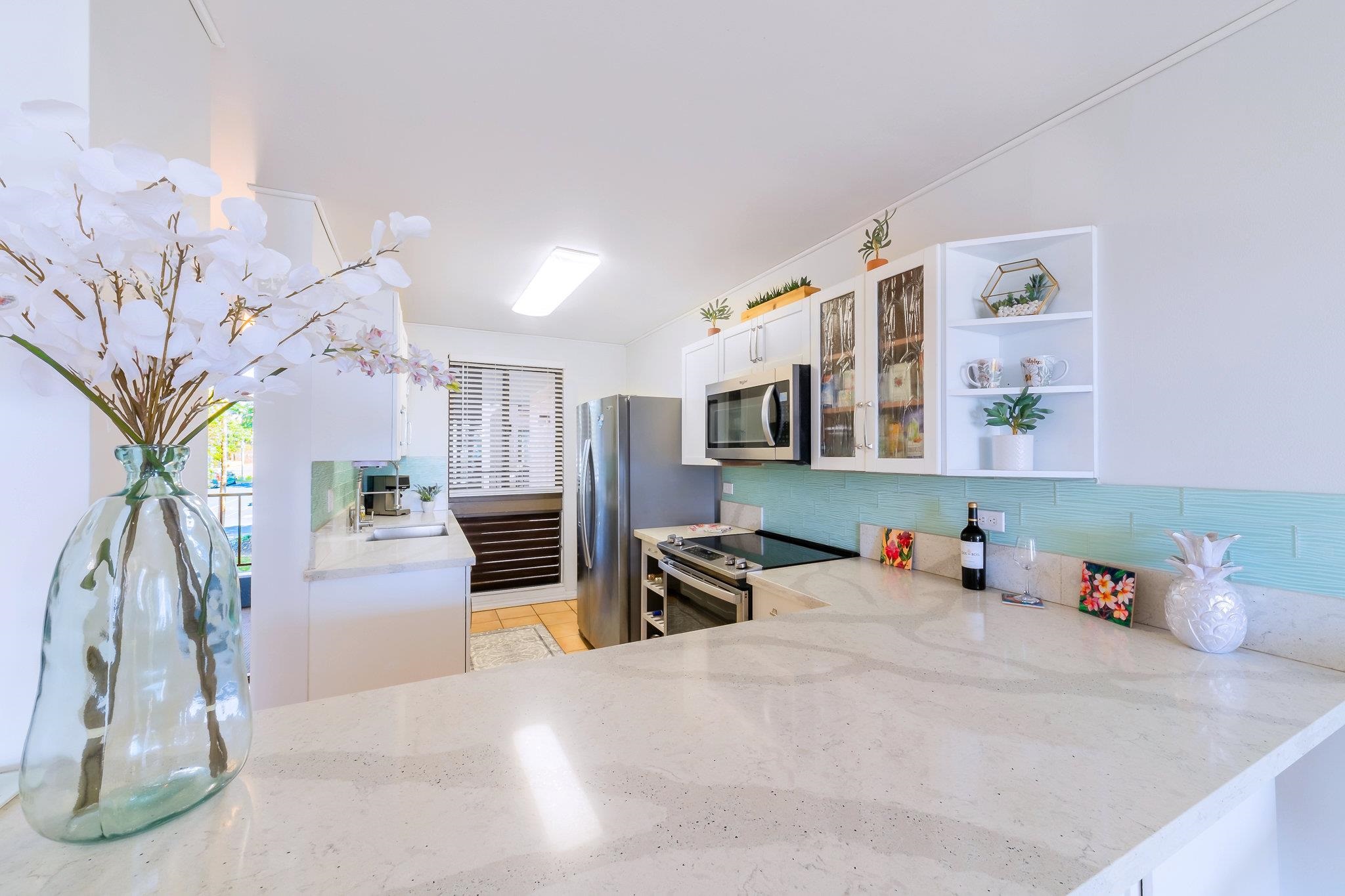 Kahana Manor condo # 302, Lahaina, Hawaii - photo 17 of 50