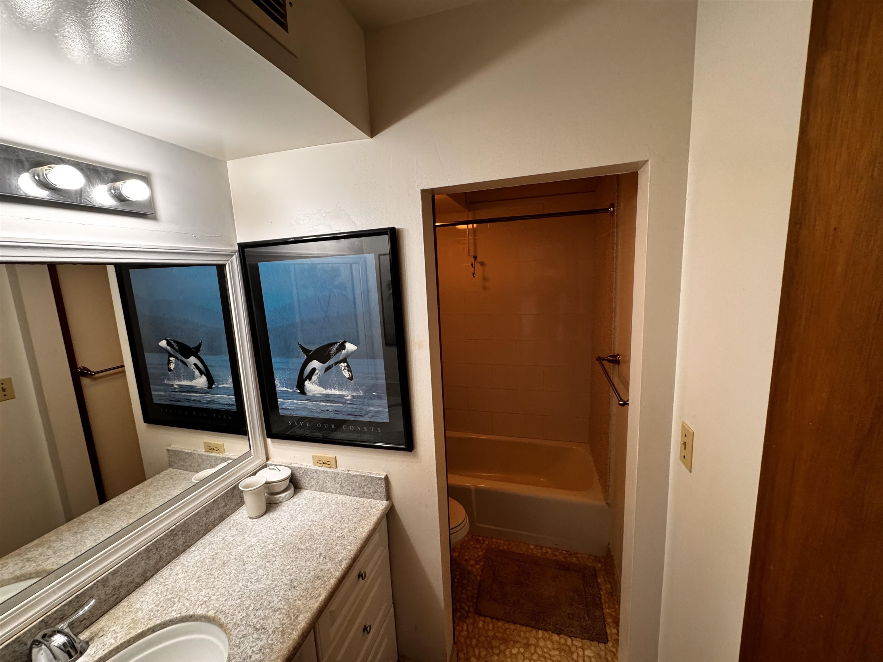 Kahana Manor condo # 315, Lahaina, Hawaii - photo 9 of 20