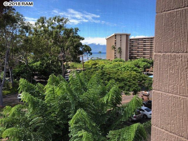 Kahana Manor condo # 410, Lahaina, Hawaii - photo 9 of 11