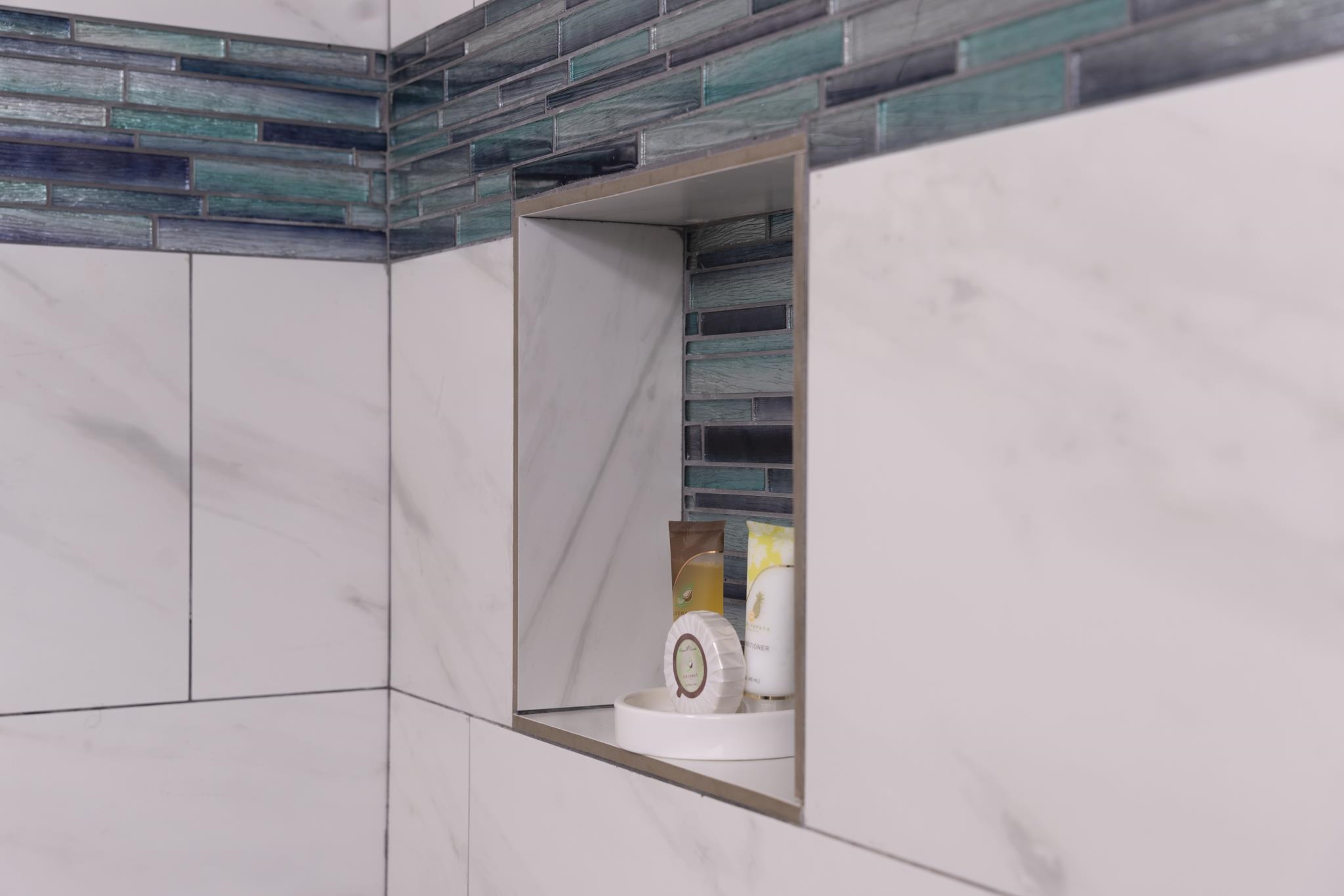 Kahana Manor condo # 411, Lahaina, Hawaii - photo 20 of 38