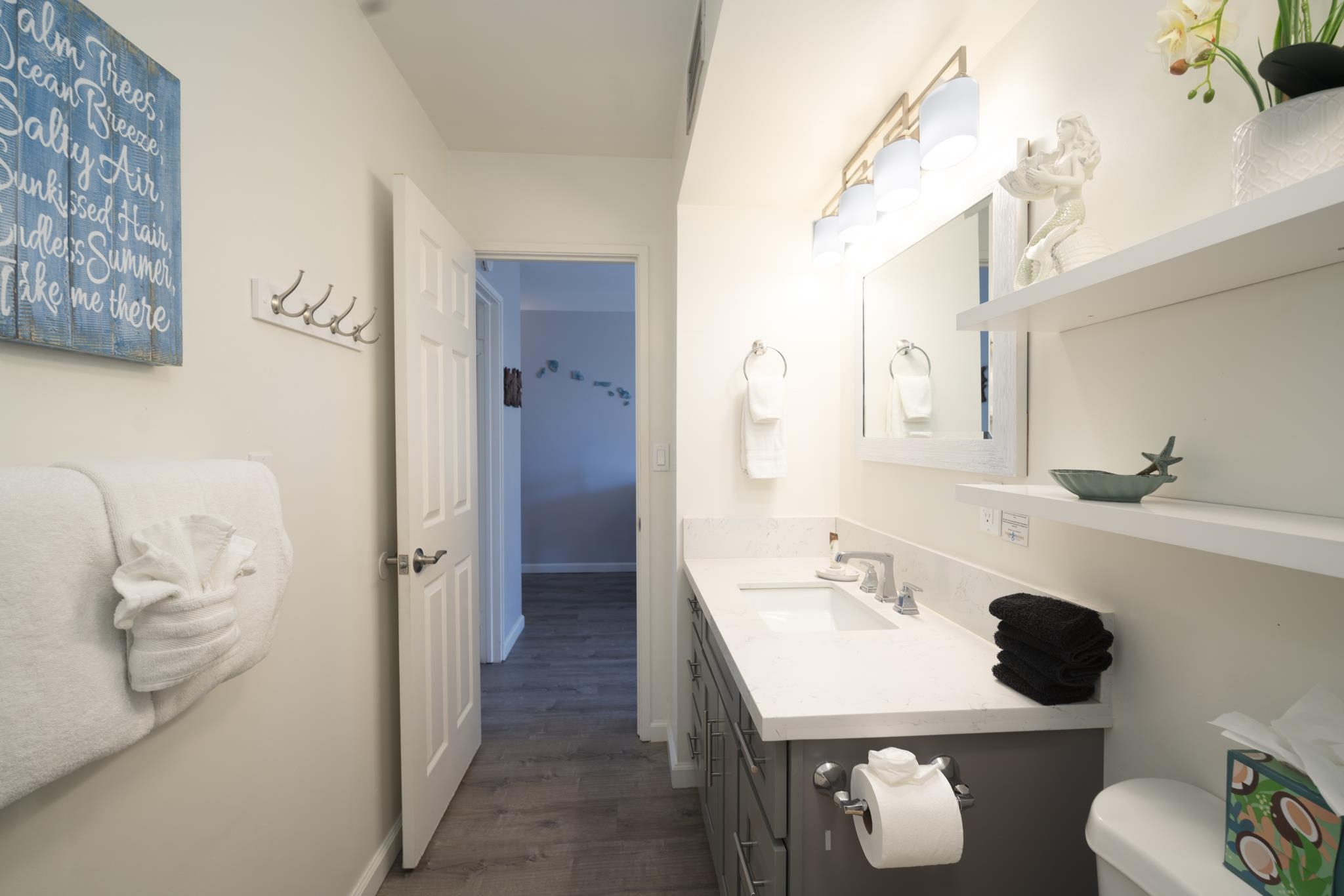 Kahana Manor condo # 411, Lahaina, Hawaii - photo 22 of 38