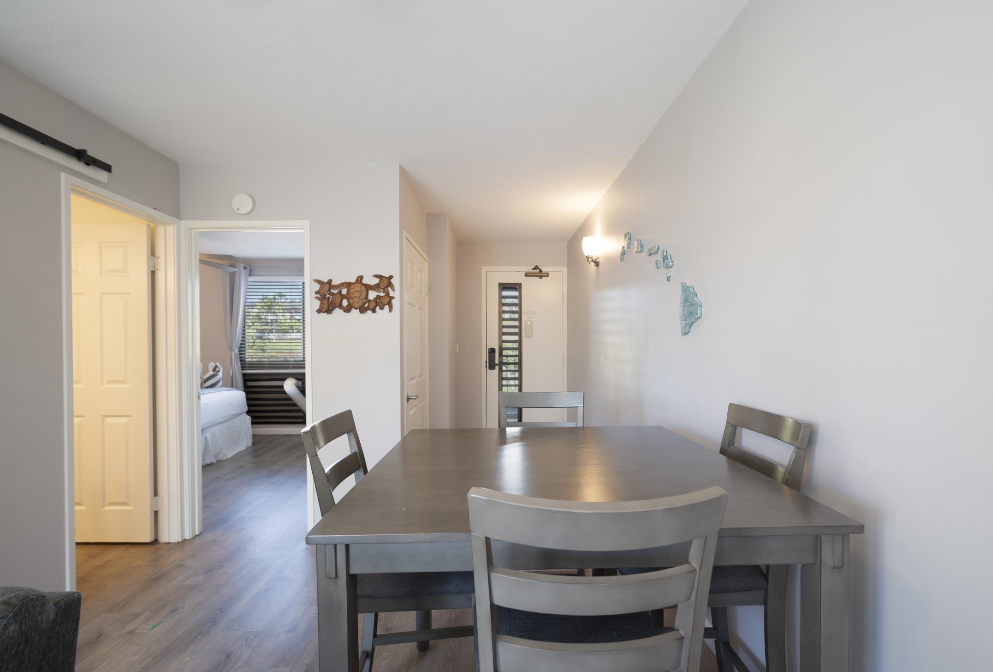 Kahana Manor condo # 411, Lahaina, Hawaii - photo 6 of 38