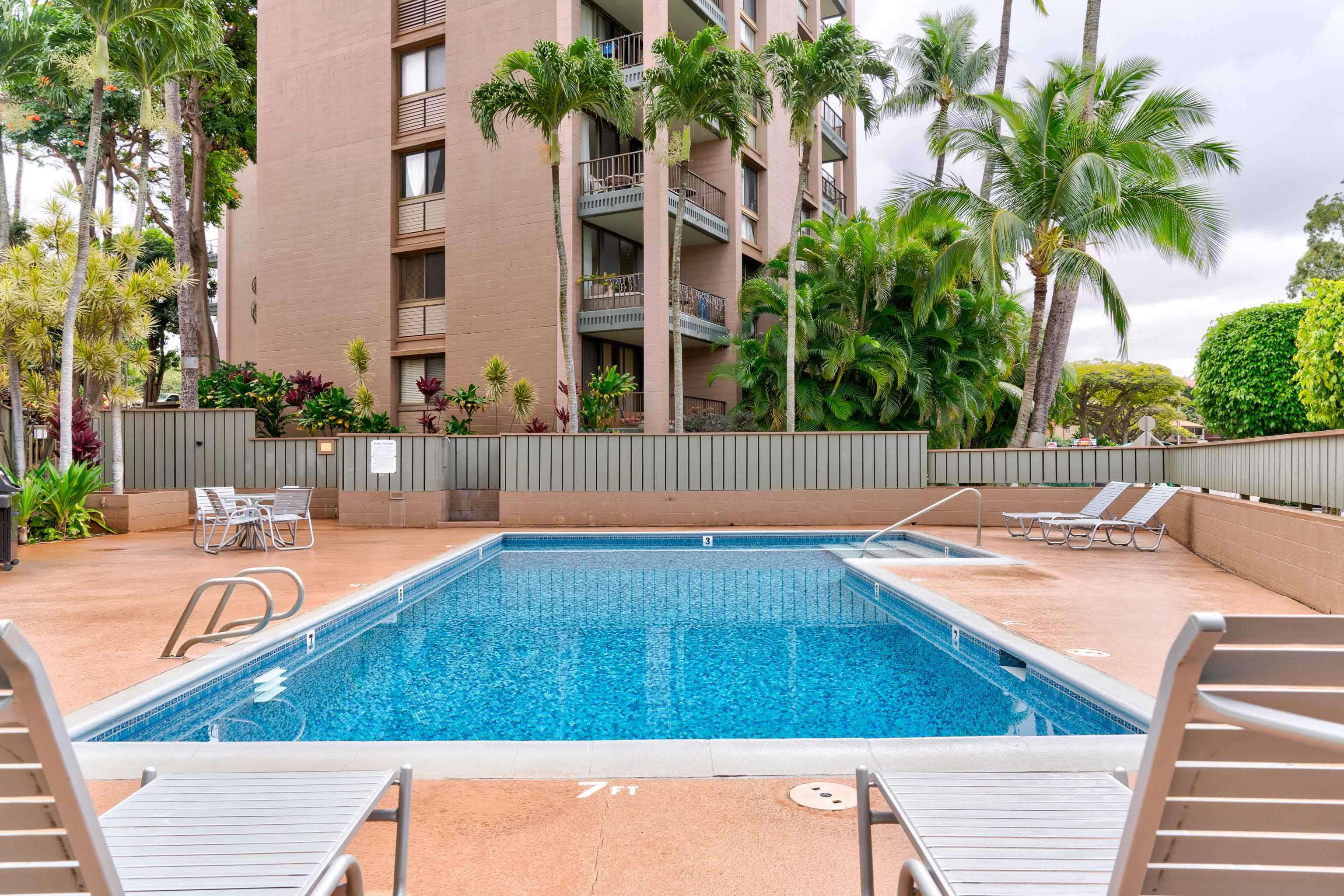 Kahana Manor condo # 418, Lahaina, Hawaii - photo 24 of 31