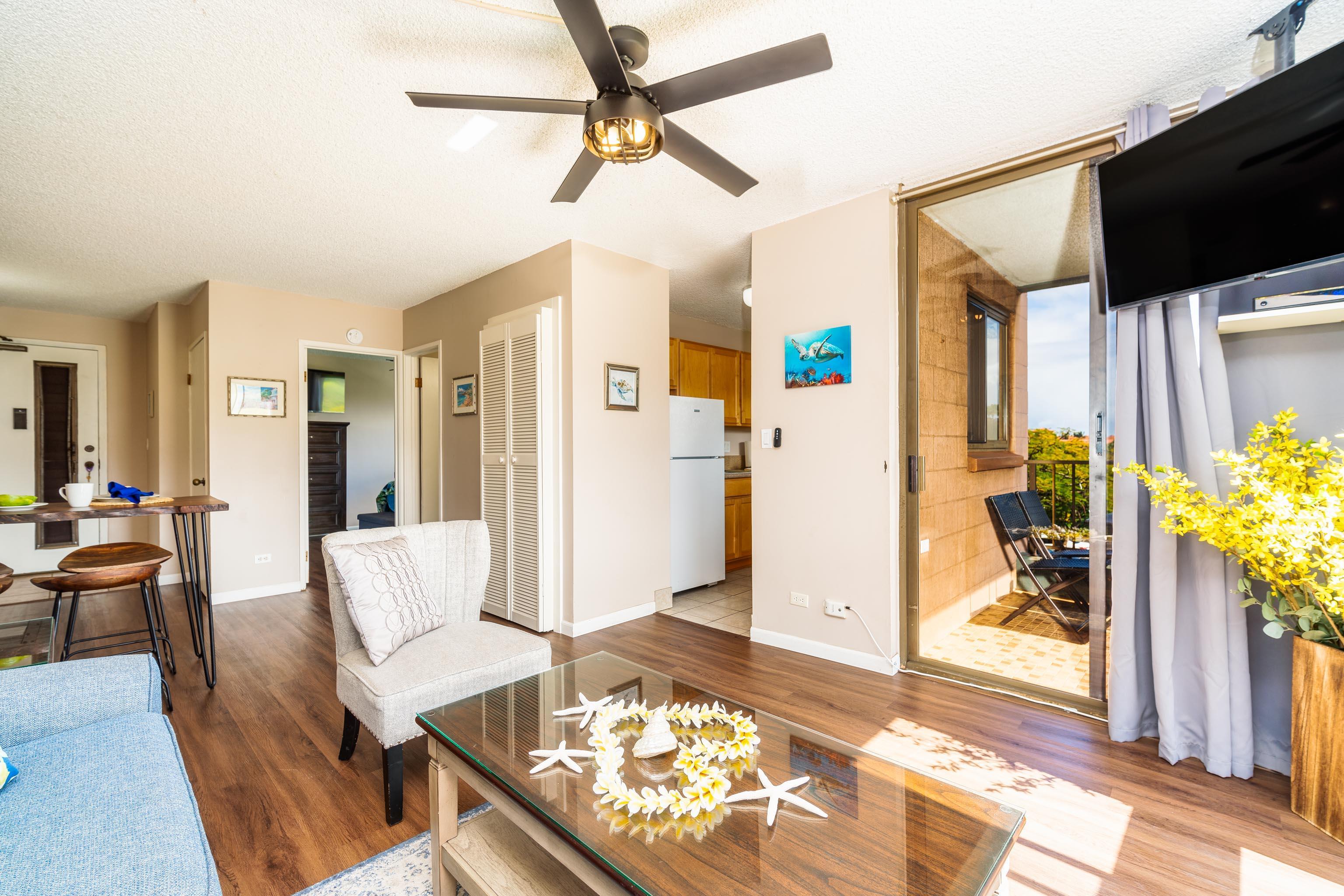 Kahana Manor condo # 418, Lahaina, Hawaii - photo 8 of 33