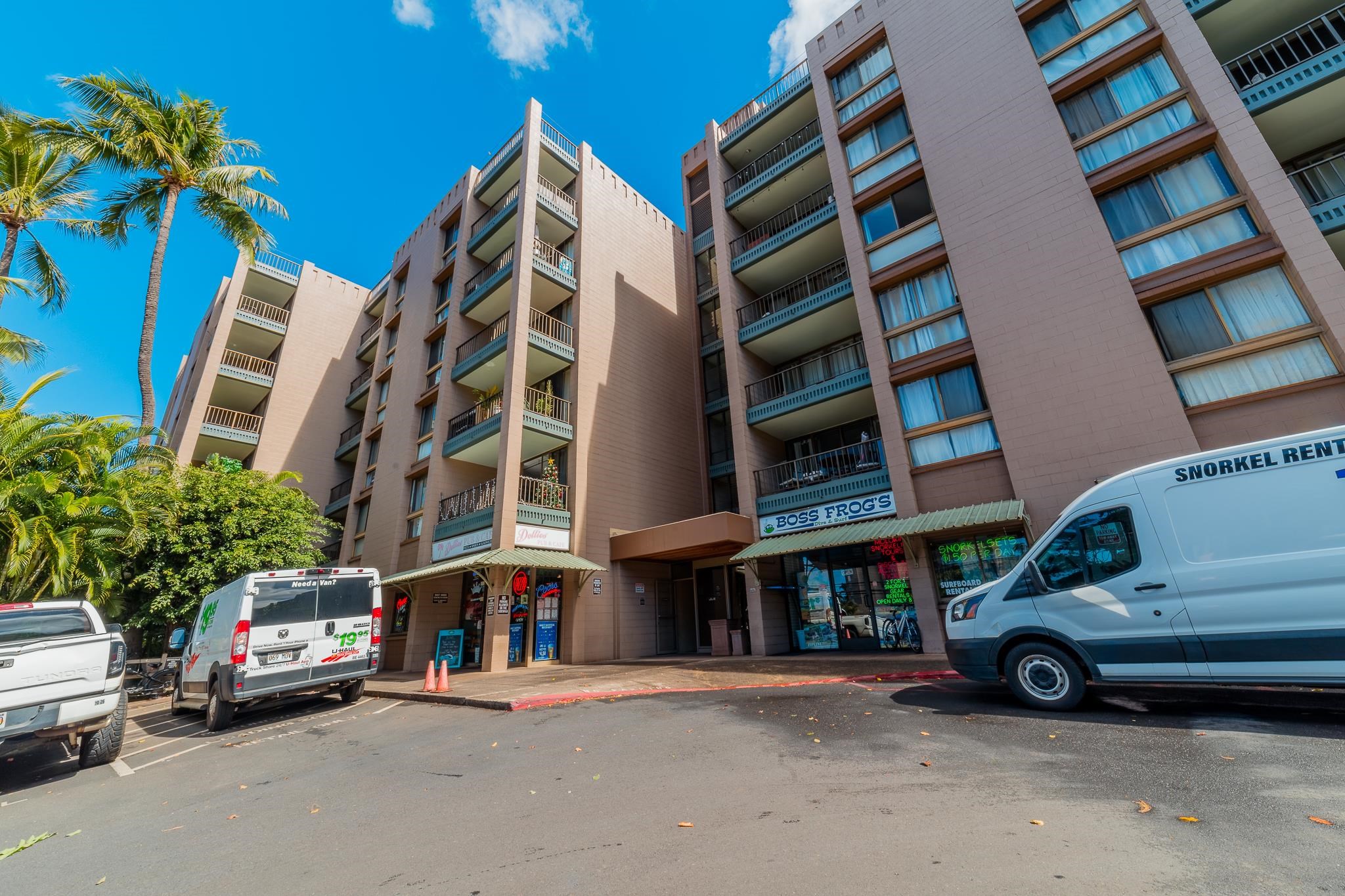 Kahana Manor condo # 419, Lahaina, Hawaii - photo 30 of 32