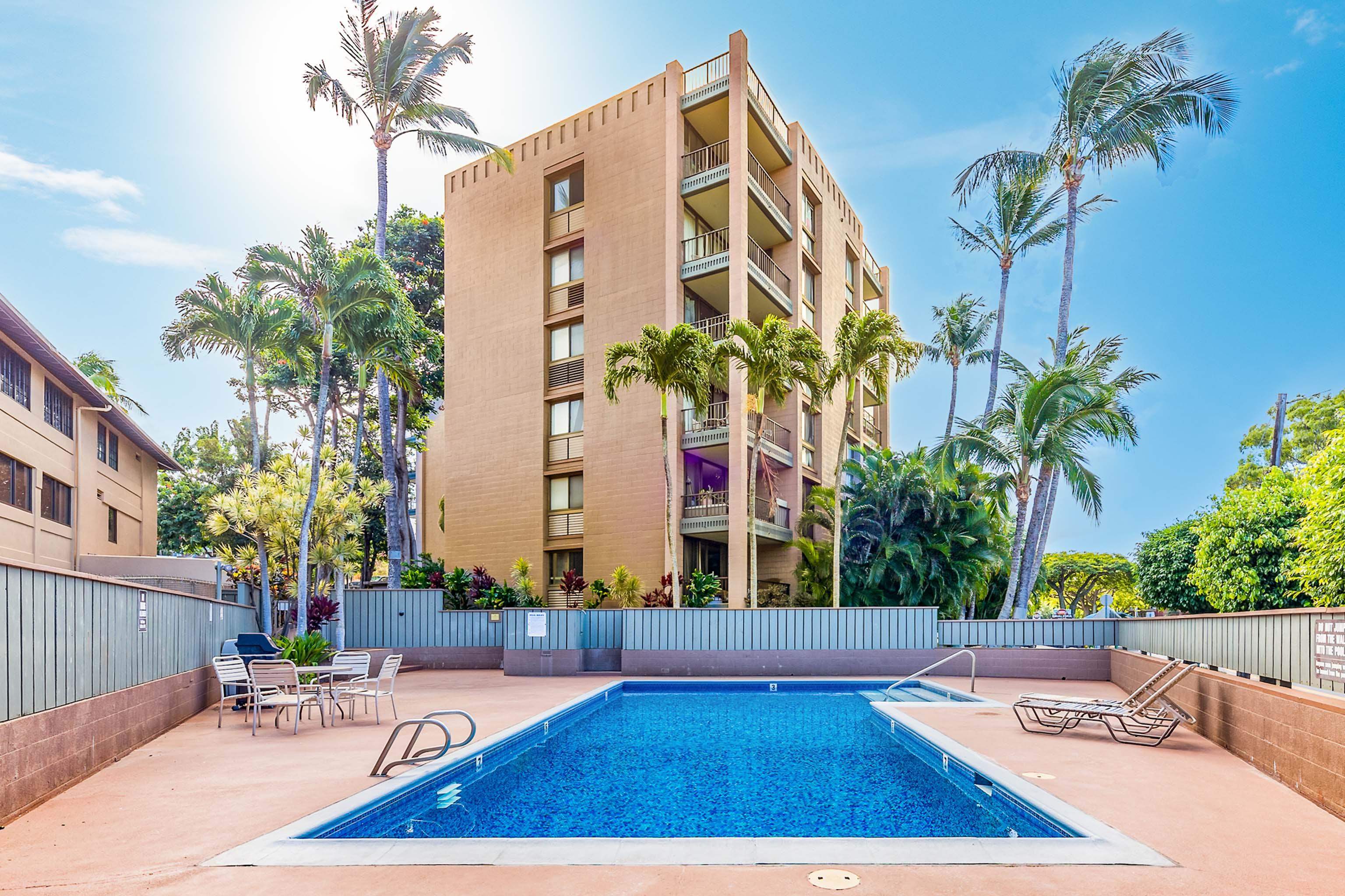 Kahana Manor condo # 509, Lahaina, Hawaii - photo 25 of 40