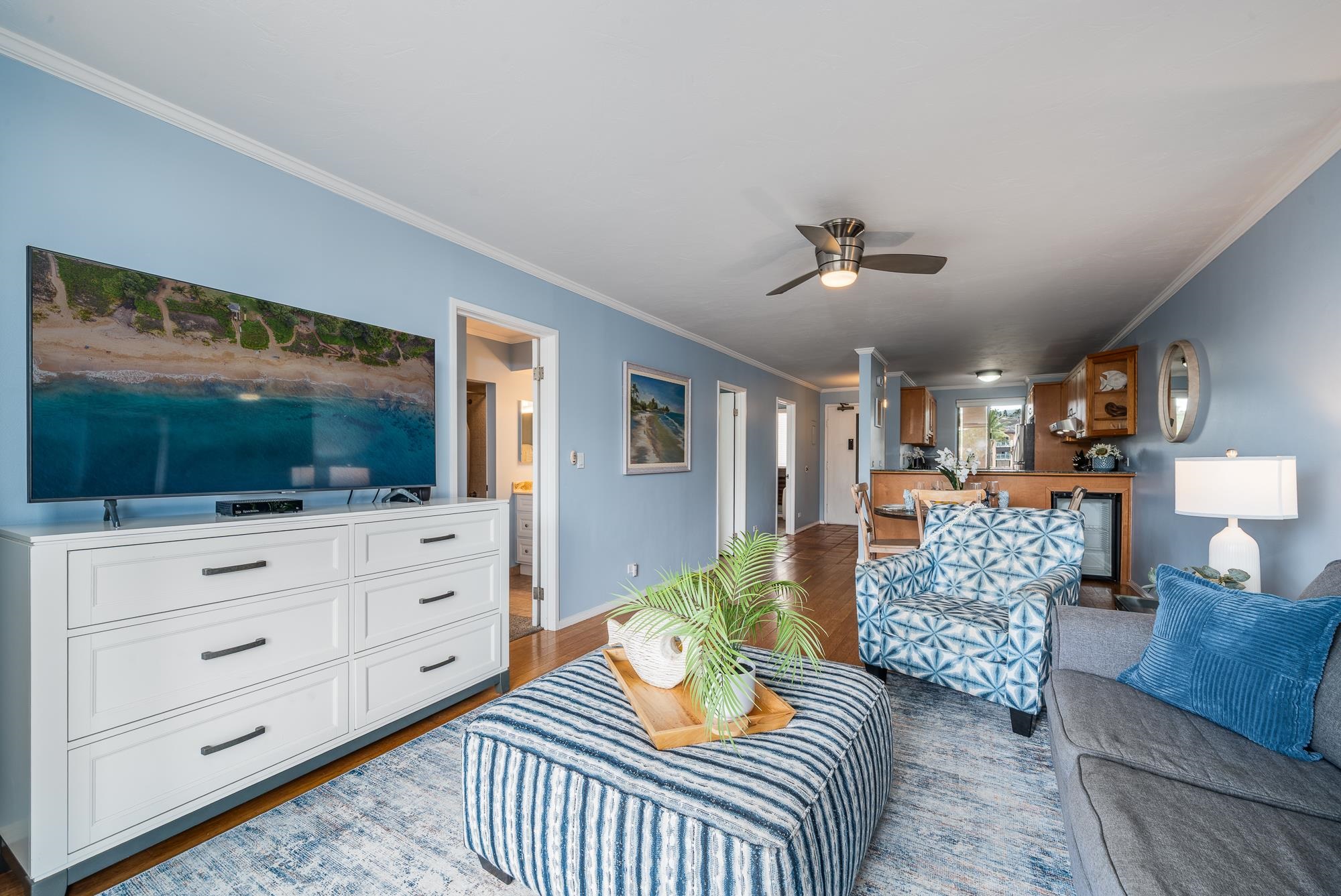 Kahana Manor condo # 608, Lahaina, Hawaii - photo 2 of 40