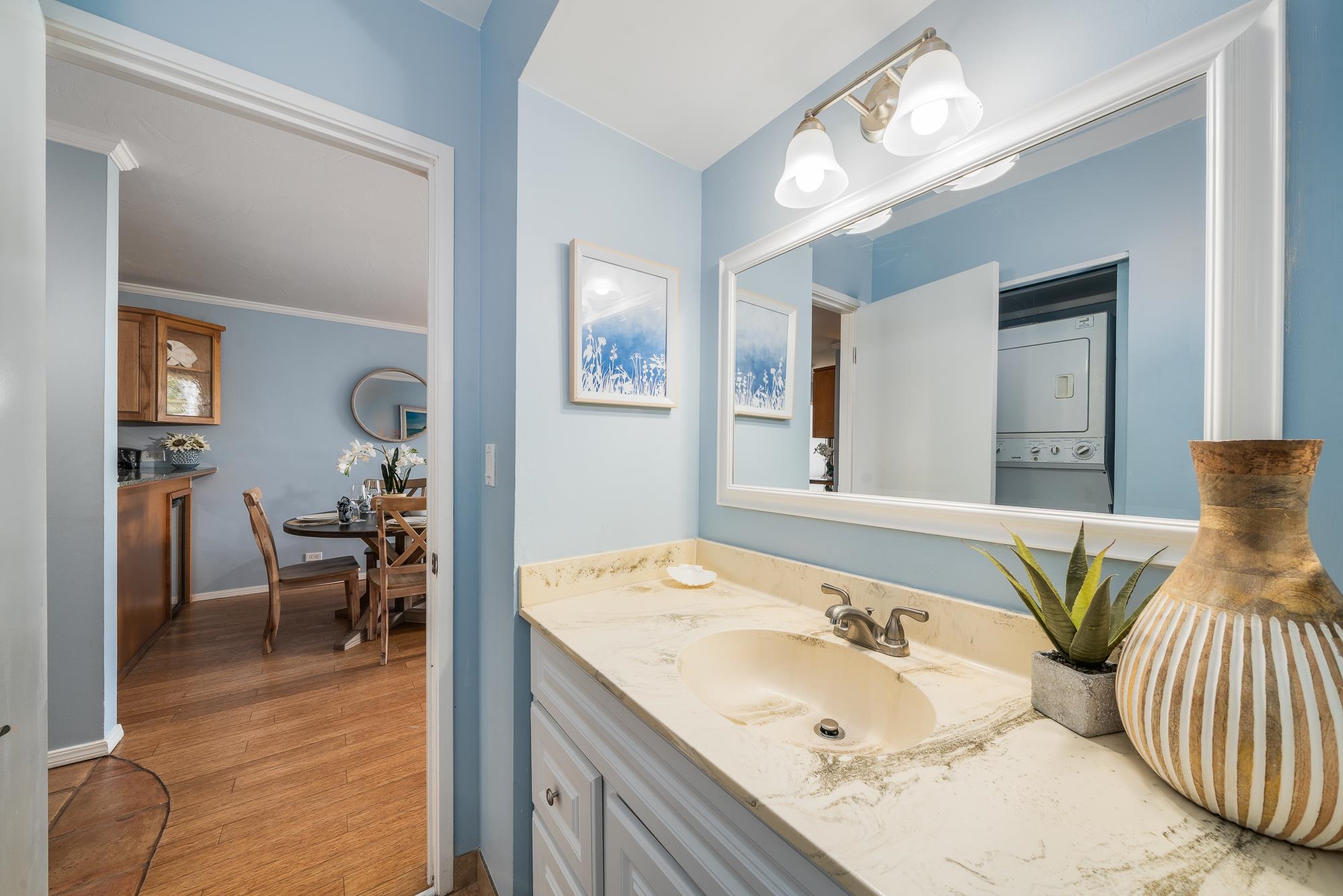 Kahana Manor condo # 608, Lahaina, Hawaii - photo 13 of 40