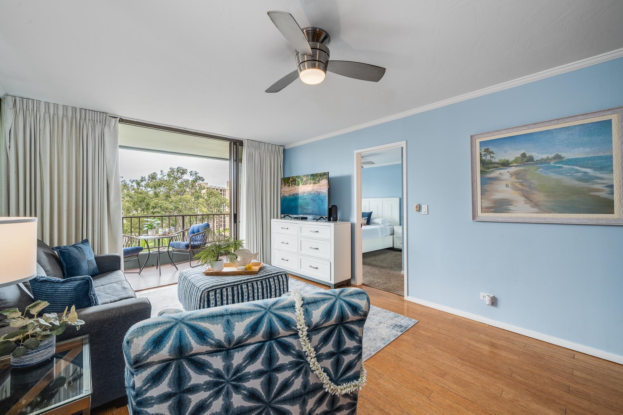 Kahana Manor condo # 608, Lahaina, Hawaii - photo 3 of 40