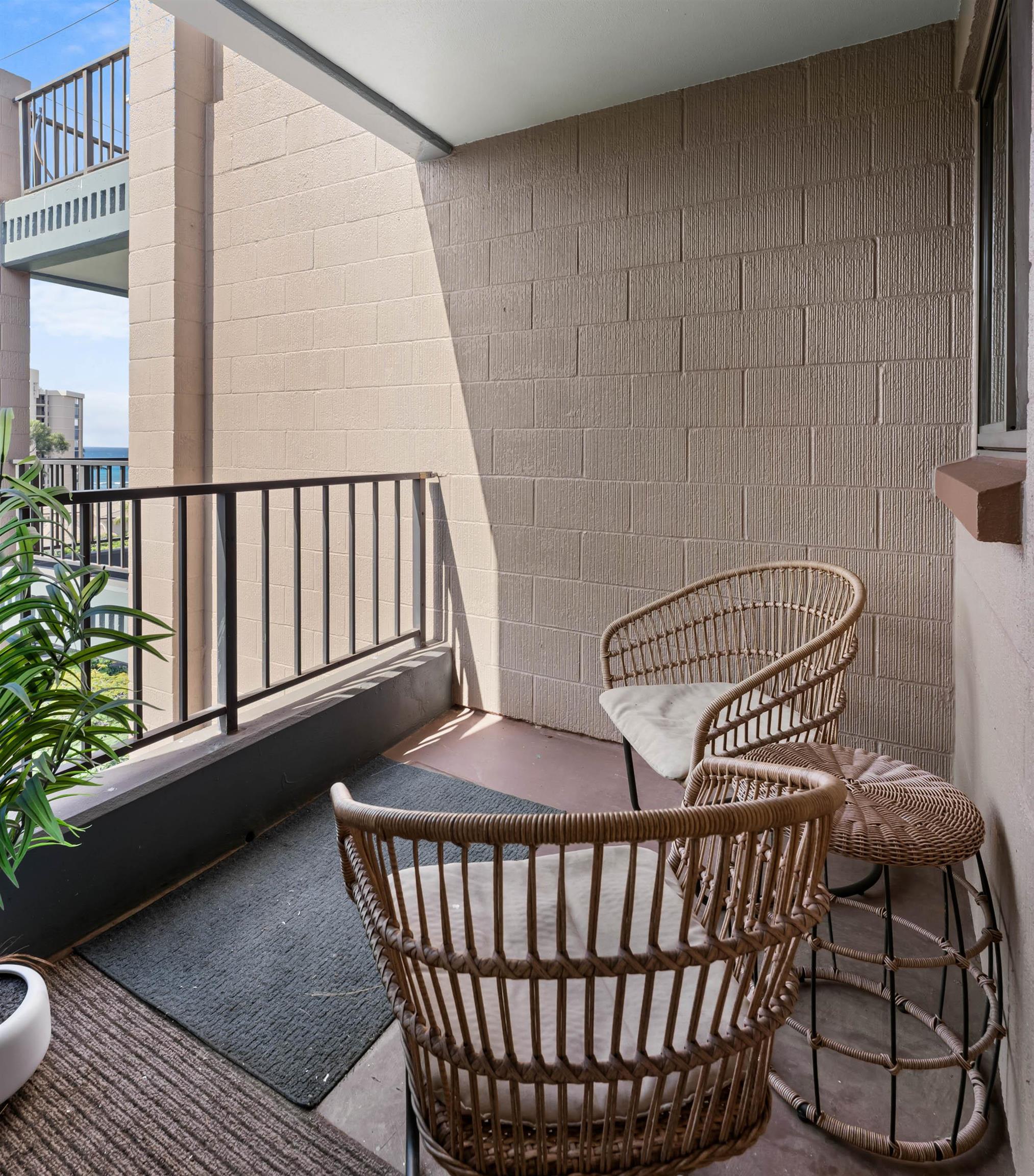 Kahana Manor condo # 609, Lahaina, Hawaii - photo 14 of 29