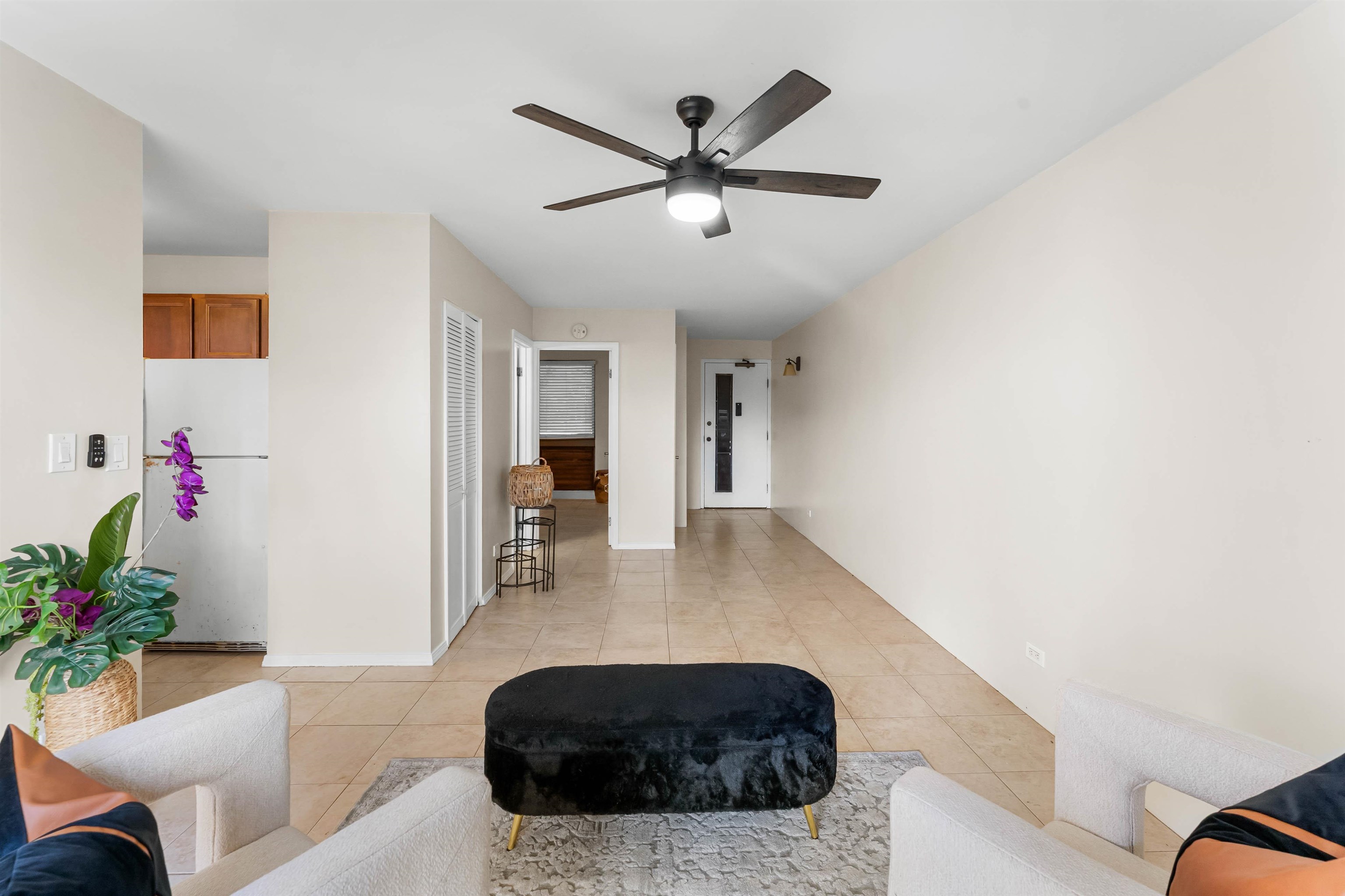 Kahana Manor condo # 609, Lahaina, Hawaii - photo 5 of 29