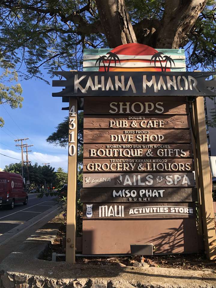 Kahana Manor condo # 611, Lahaina, Hawaii - photo 12 of 12