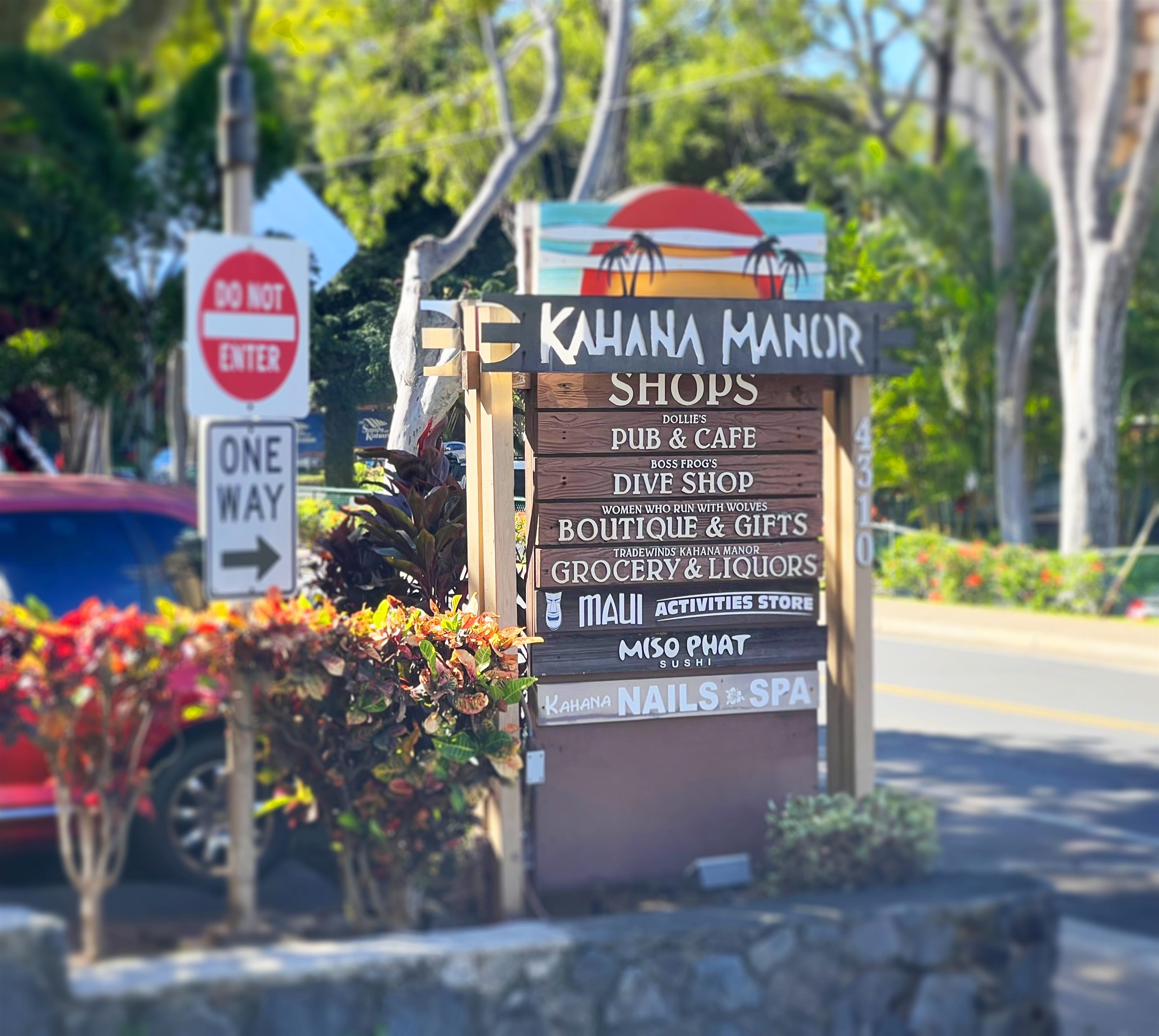 Kahana Manor condo # 617, Lahaina, Hawaii - photo 12 of 15