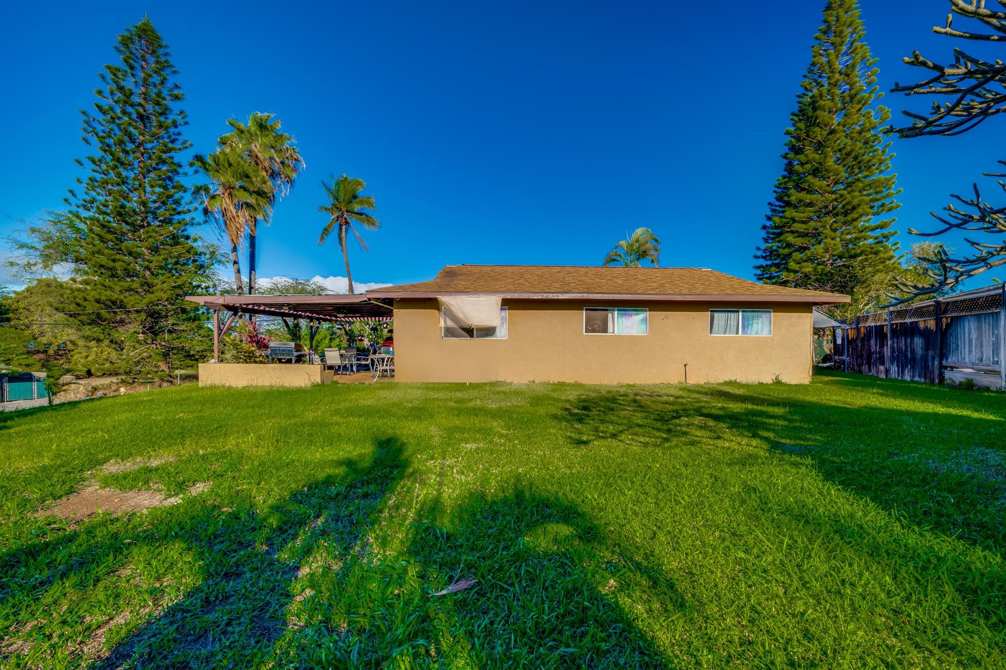 432  Kupulau Dr , Maui Meadows home - photo 8 of 23