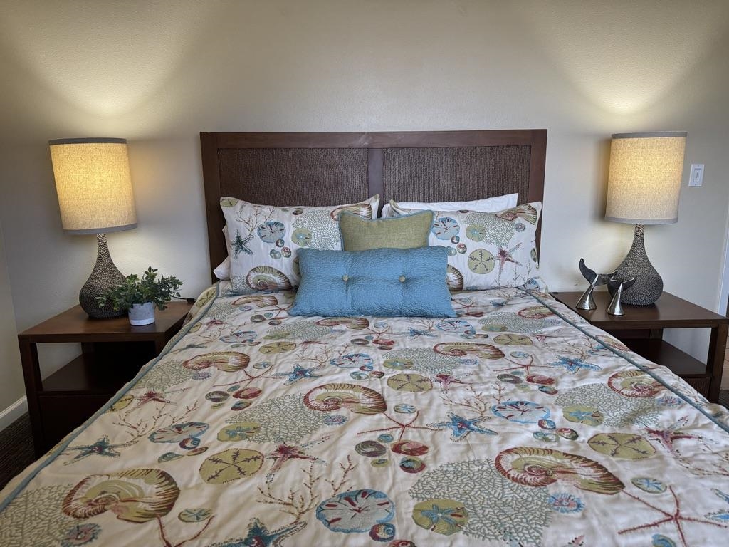 Valley Isle Resort condo # 1002B, Lahaina, Hawaii - photo 19 of 32