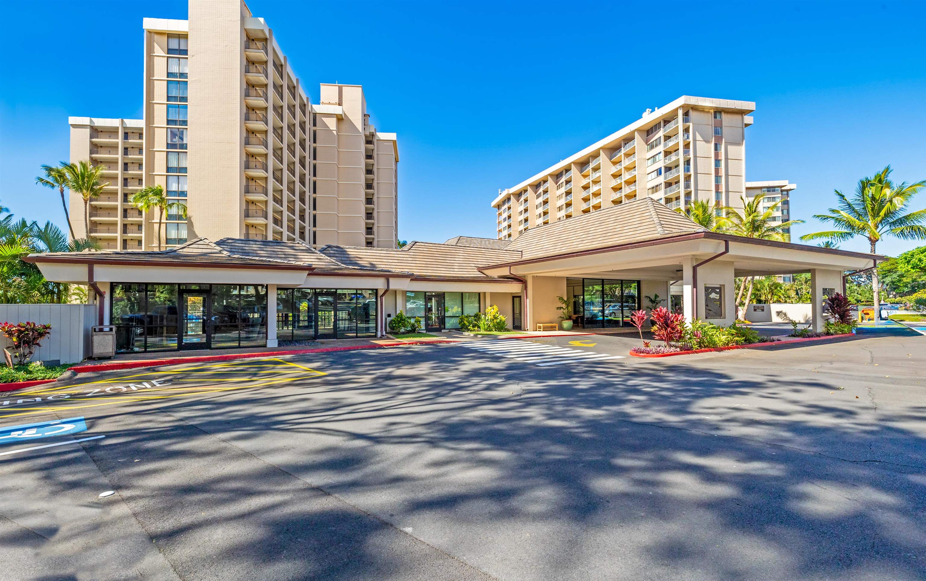 Valley Isle Resort condo # 1003B, Lahaina, Hawaii - photo 22 of 27