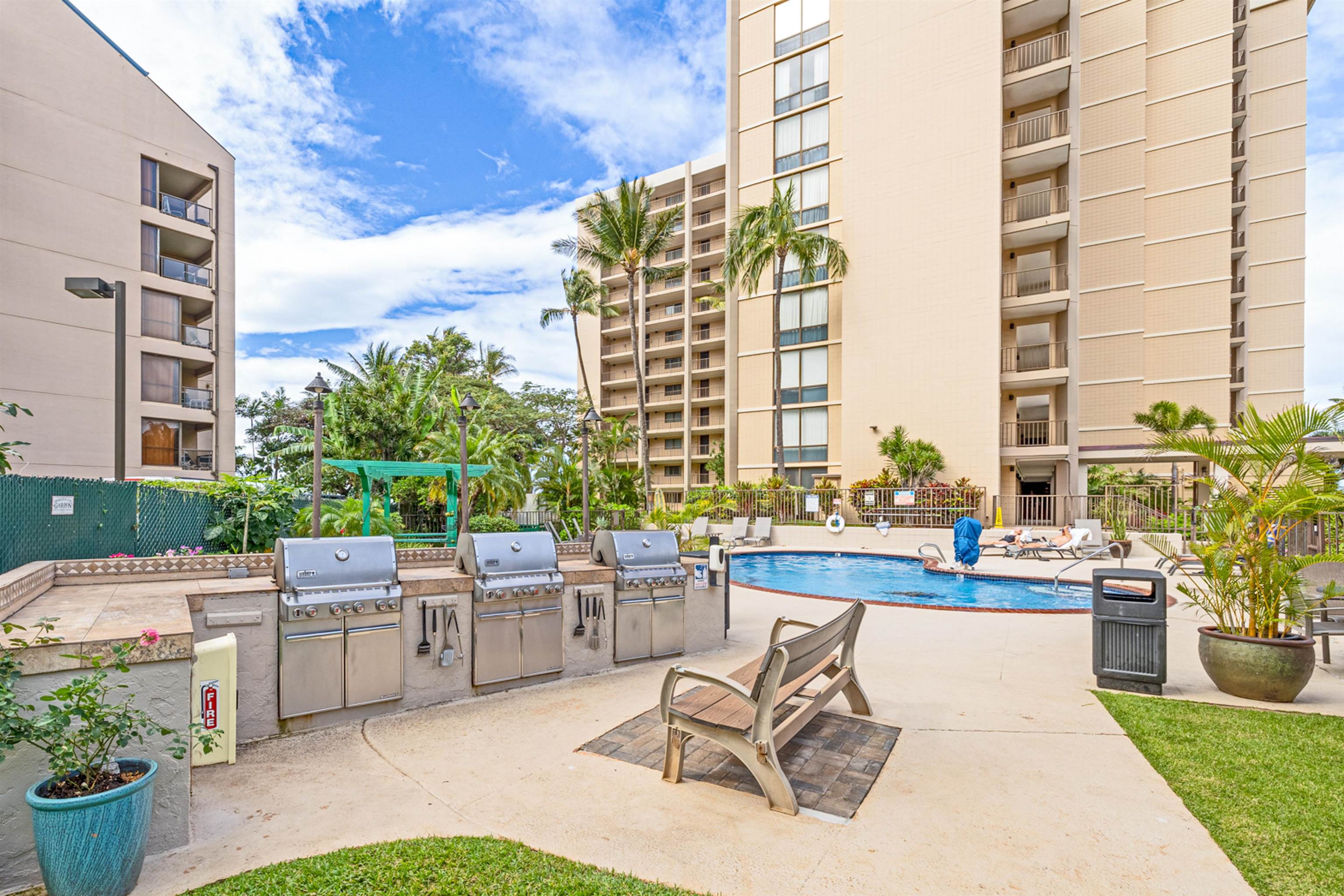 Valley Isle Resort condo # 1003B, Lahaina, Hawaii - photo 24 of 27