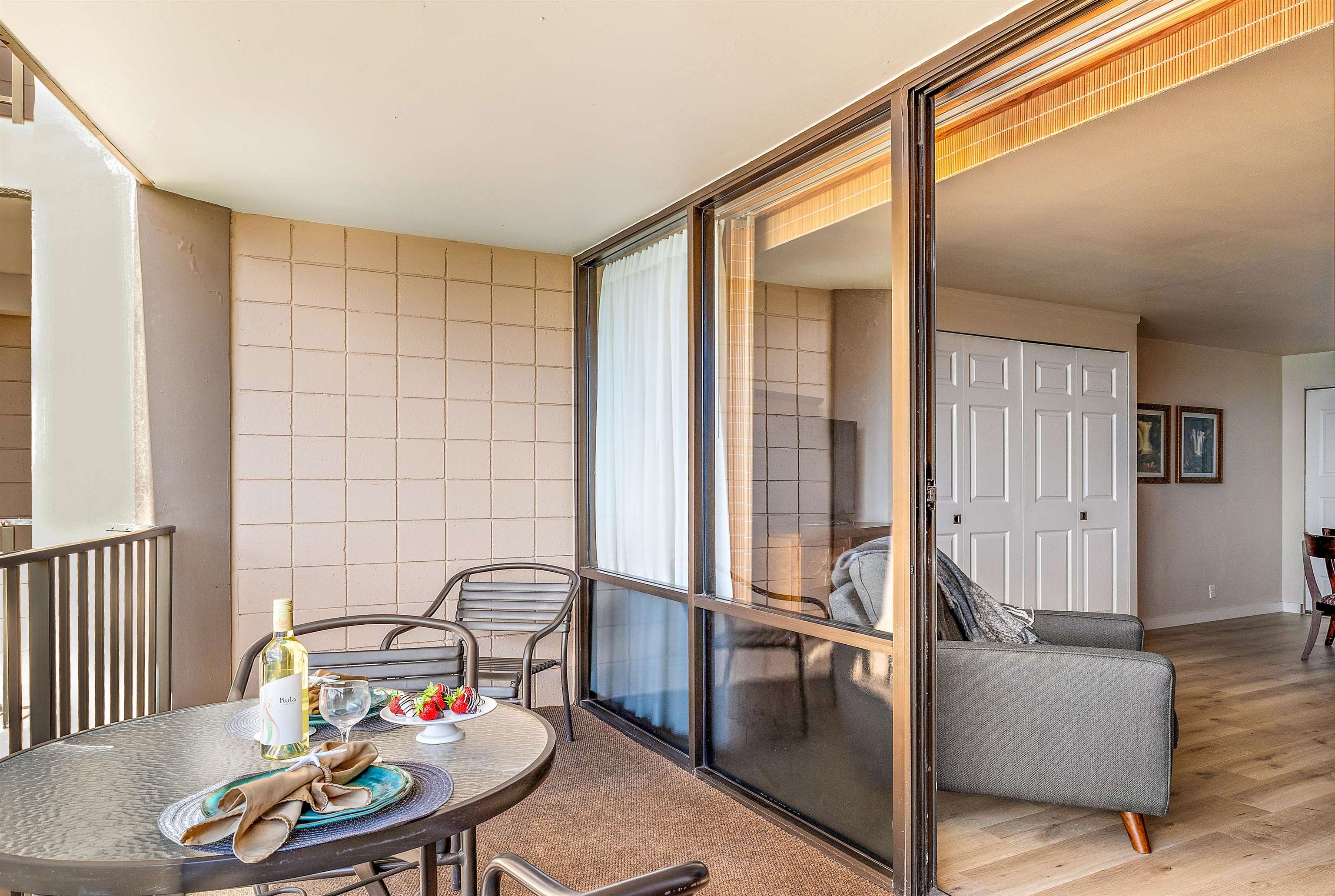 Valley Isle Resort condo # 1003B, Lahaina, Hawaii - photo 12 of 47