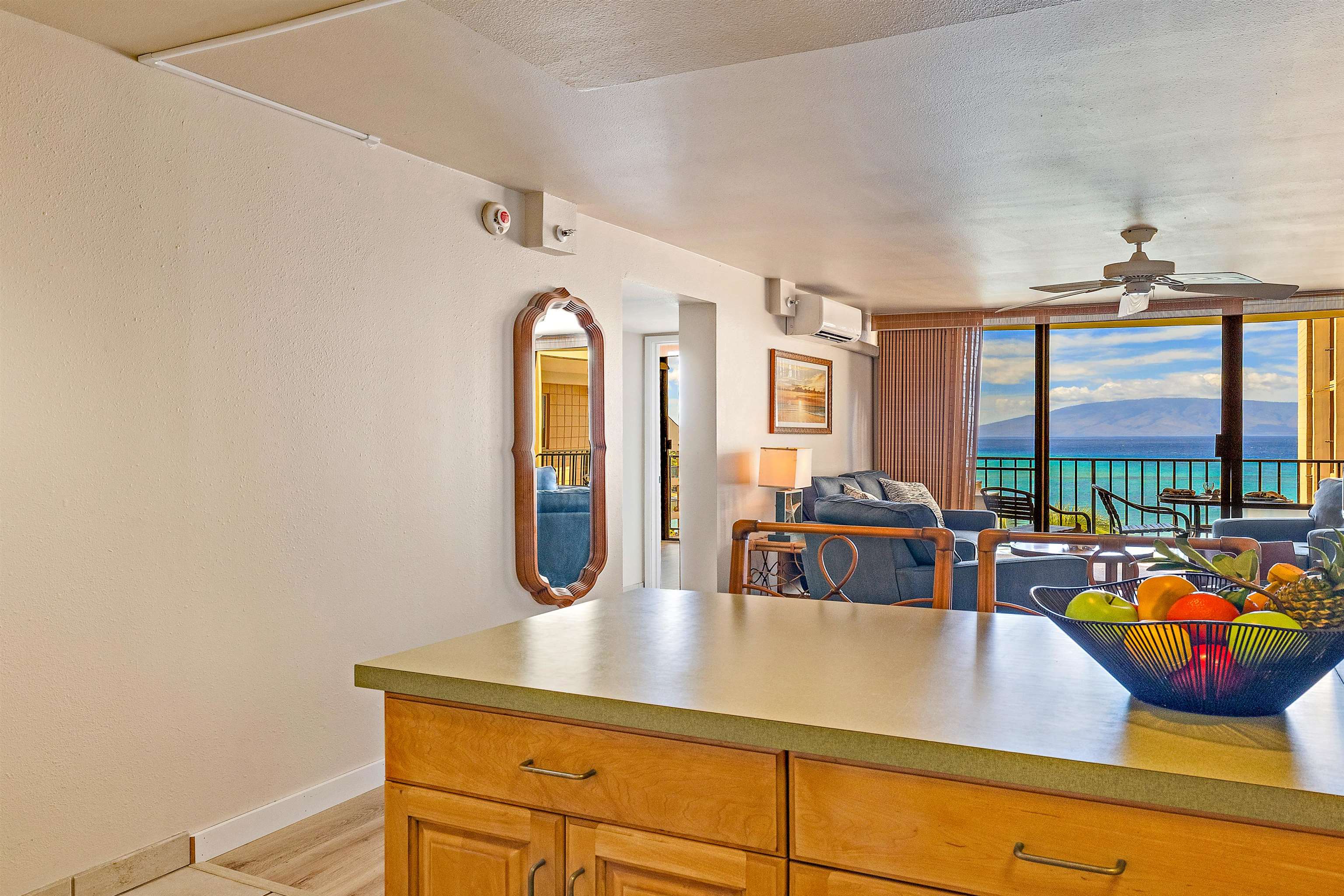 Valley Isle Resort condo # 1003B, Lahaina, Hawaii - photo 22 of 47