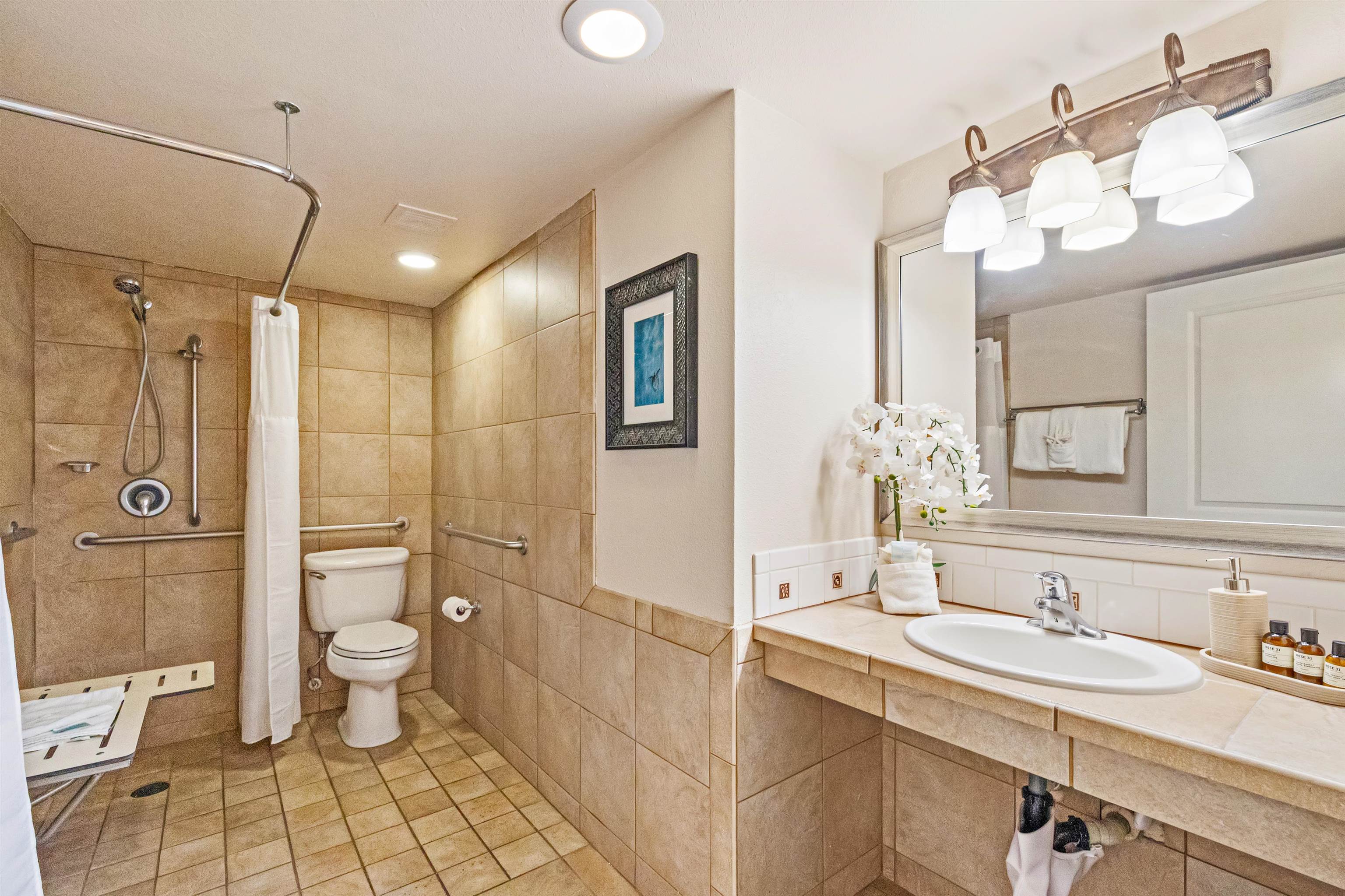 Valley Isle Resort condo # 101B, Lahaina, Hawaii - photo 19 of 26