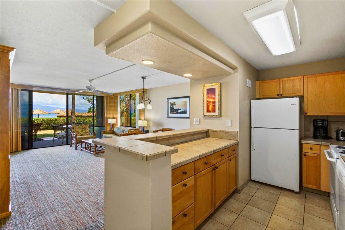 Valley Isle Resort condo # 104, Lahaina, Hawaii - photo 8 of 15