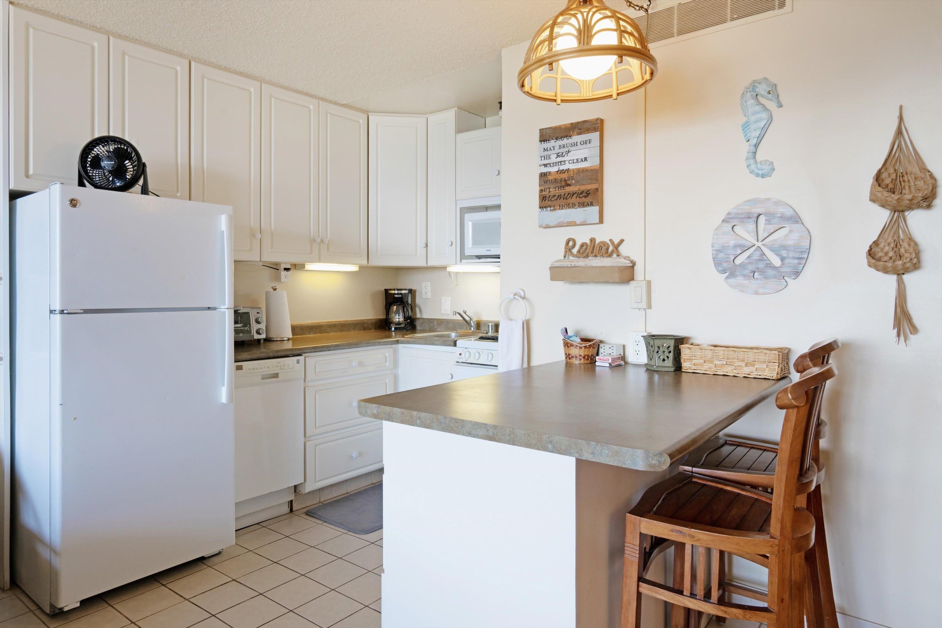 Valley Isle Resort condo # 107B, Lahaina, Hawaii - photo 12 of 35