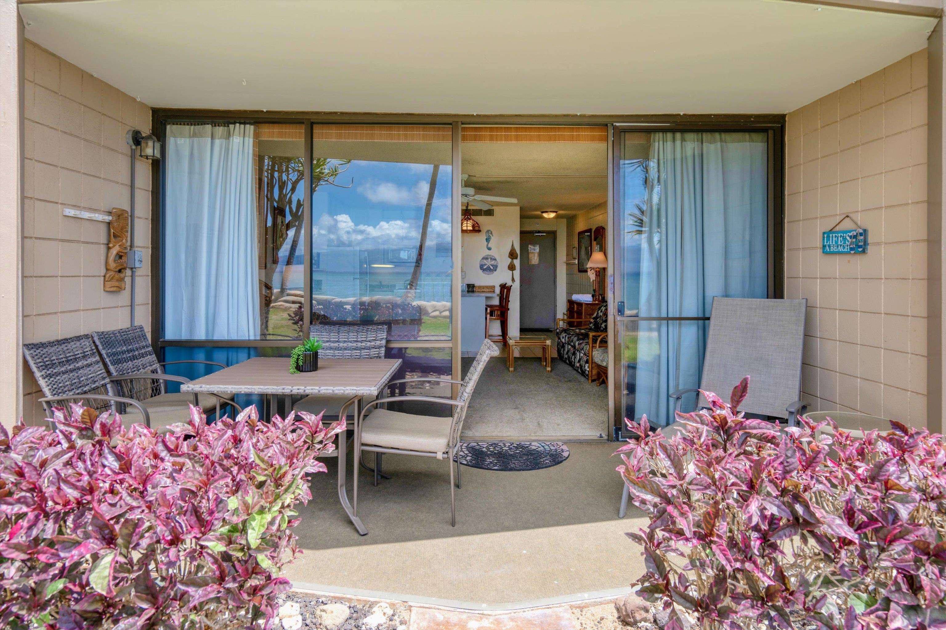 Valley Isle Resort condo # 107B, Lahaina, Hawaii - photo 22 of 35