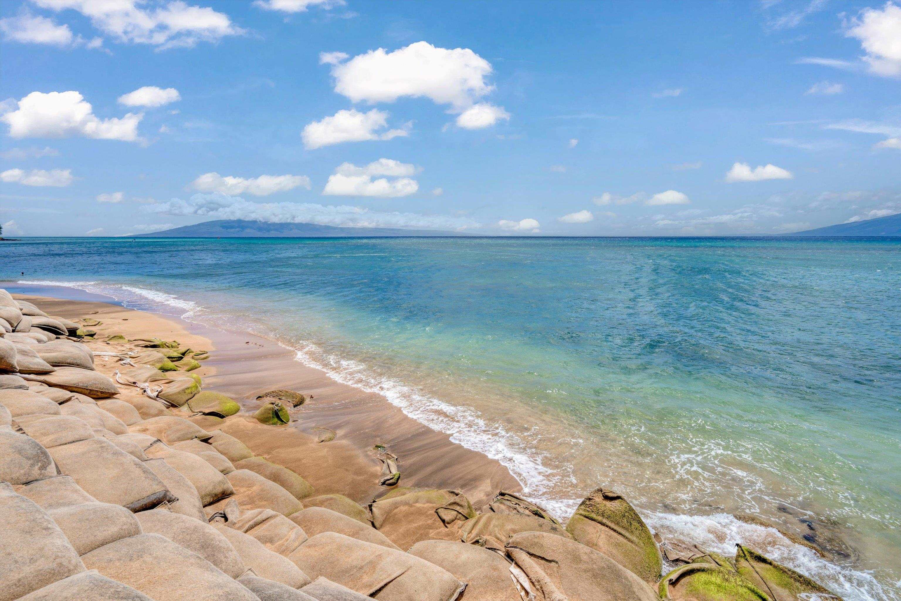 Valley Isle Resort condo # 107B, Lahaina, Hawaii - photo 30 of 35