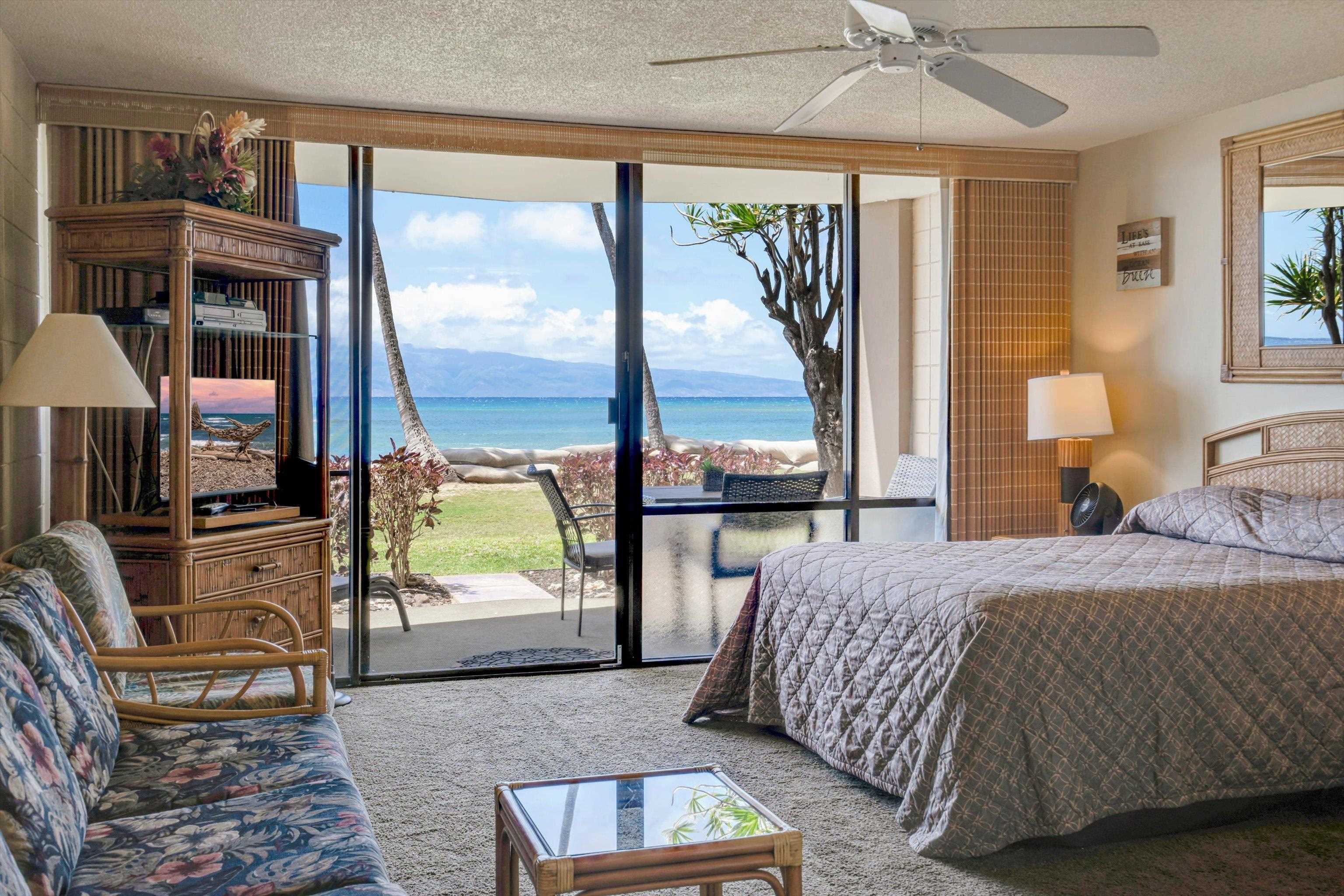 Valley Isle Resort condo # 107B, Lahaina, Hawaii - photo 4 of 35