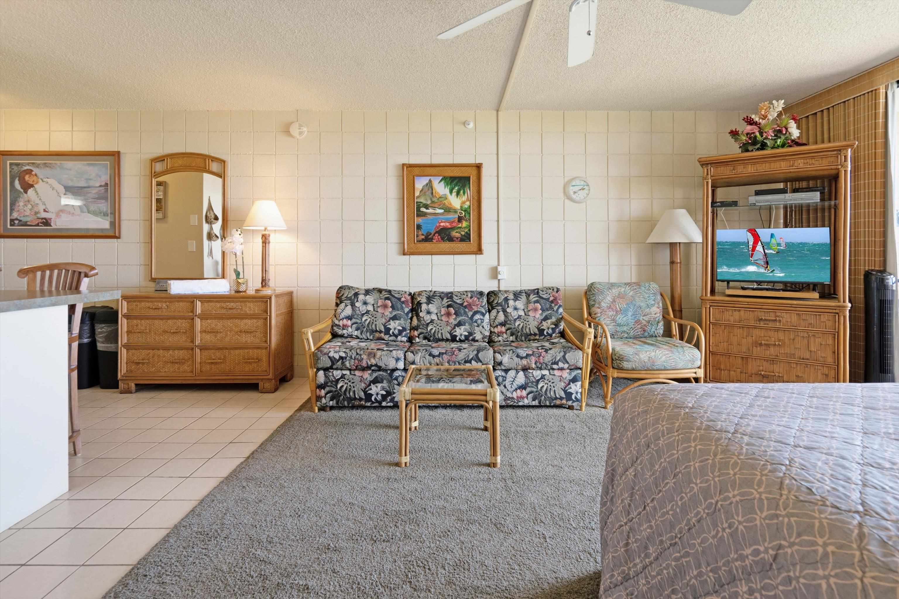 Valley Isle Resort condo # 107B, Lahaina, Hawaii - photo 6 of 35