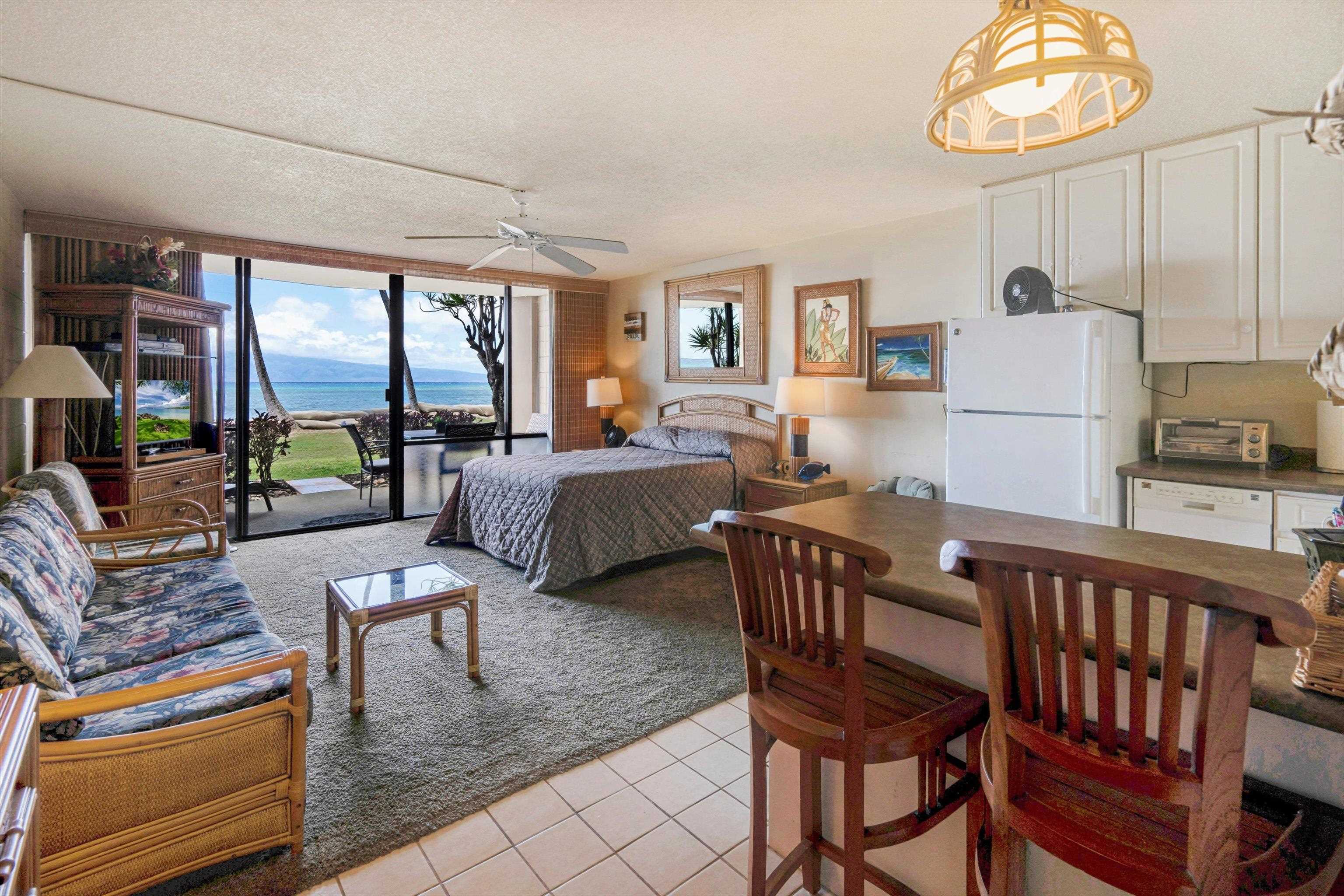 Valley Isle Resort condo # 107B, Lahaina, Hawaii - photo 10 of 35