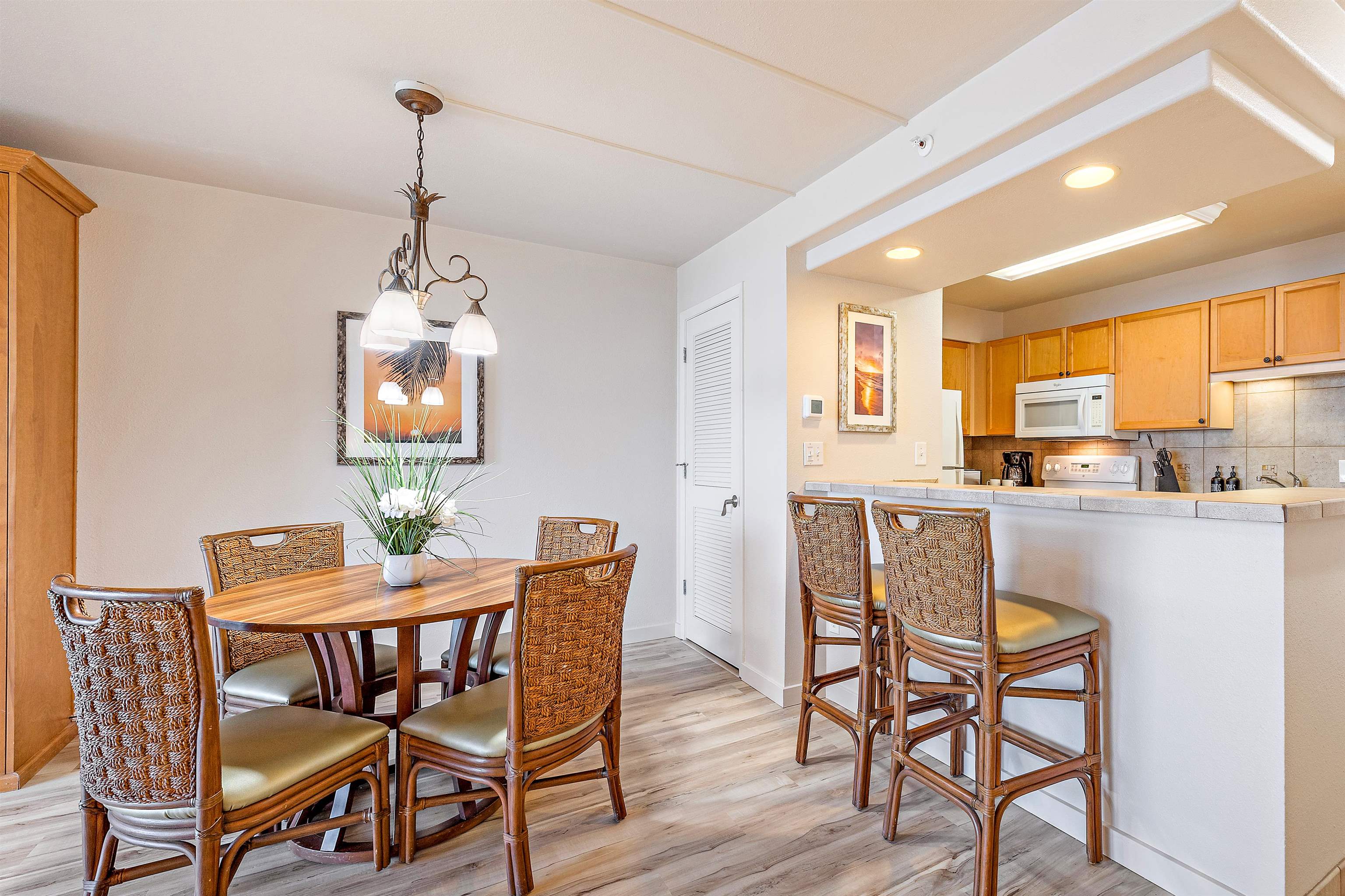 Valley Isle Resort condo # 1102B, Lahaina, Hawaii - photo 17 of 45