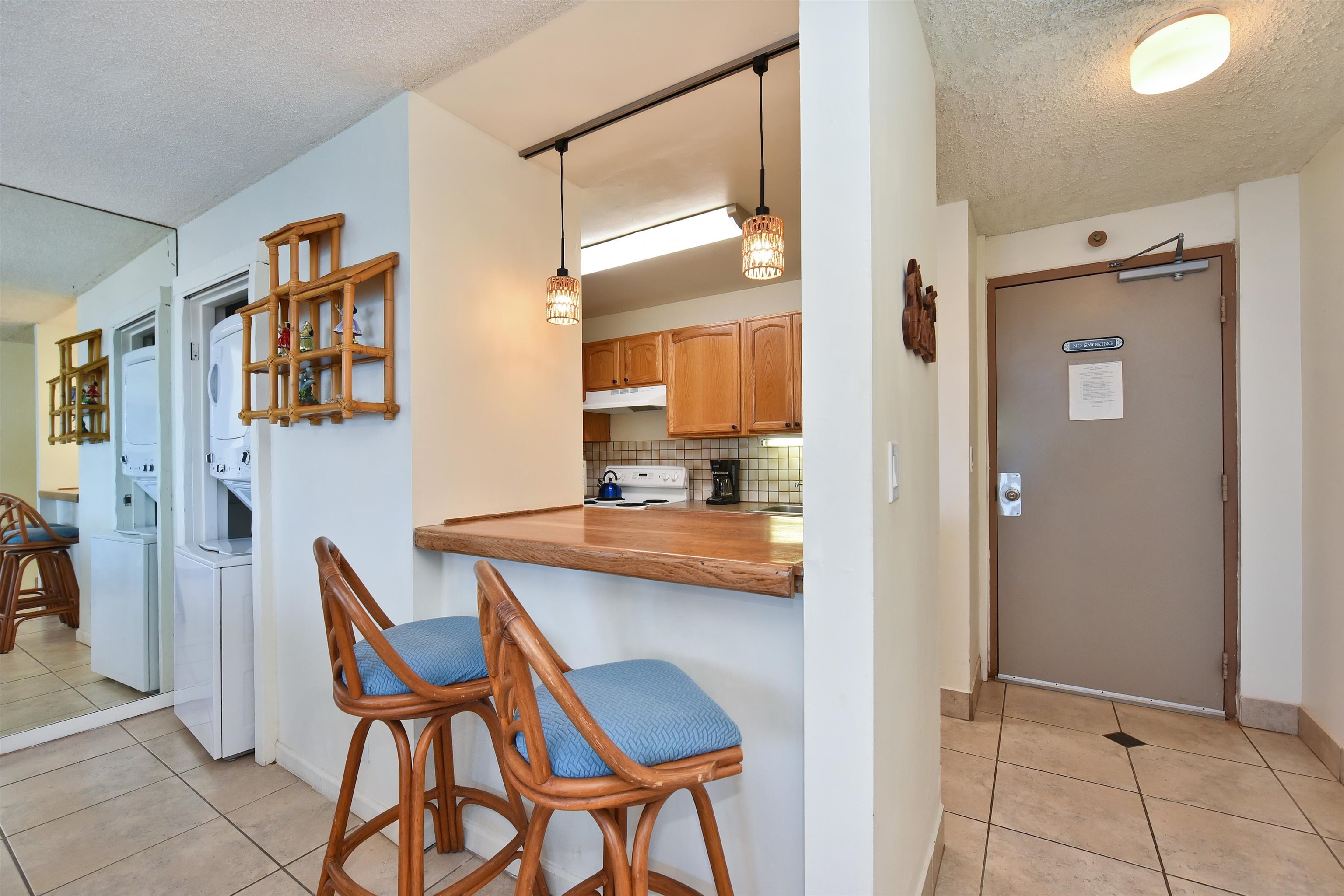 Valley Isle Resort condo # 1104B, Lahaina, Hawaii - photo 12 of 38