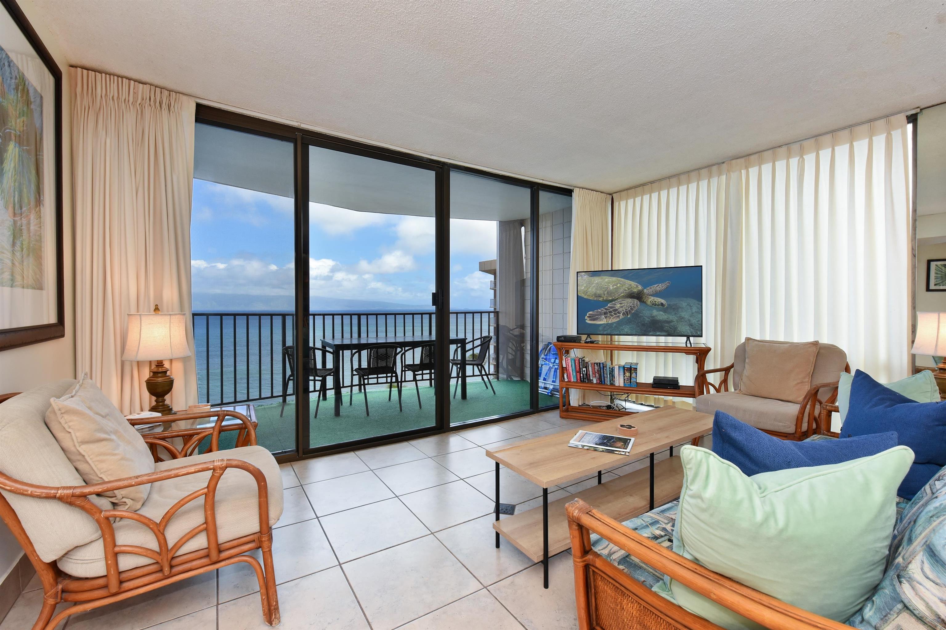 Valley Isle Resort condo # 1104B, Lahaina, Hawaii - photo 15 of 38