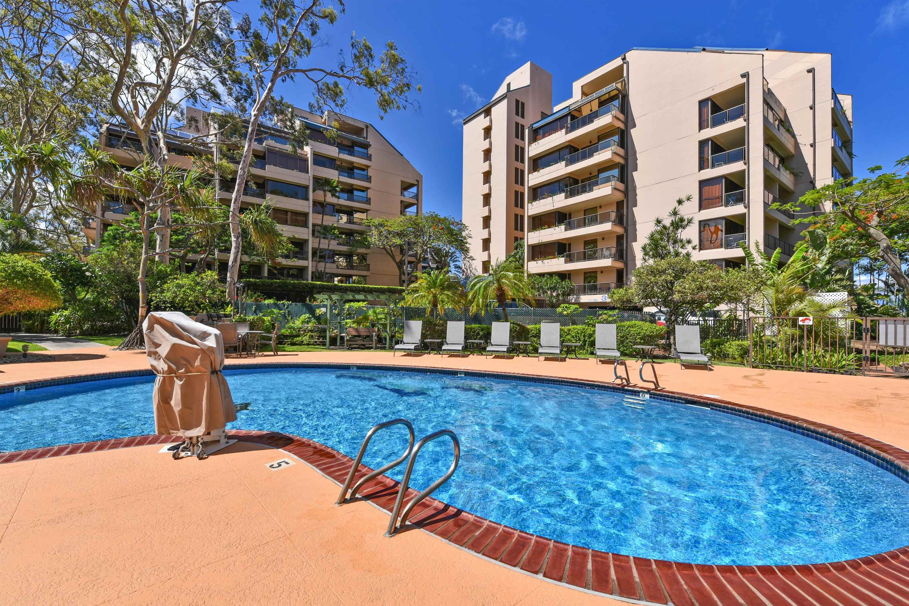 Valley Isle Resort condo # 1104B, Lahaina, Hawaii - photo 30 of 38